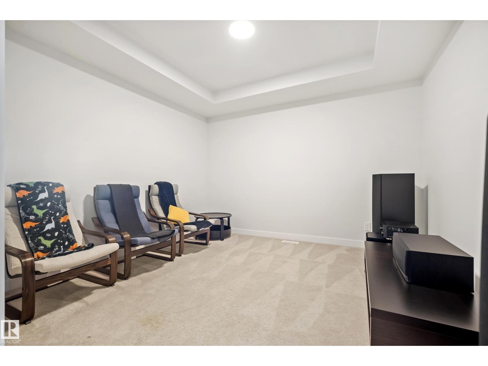 4928 KINNEY RD SW, Edmonton