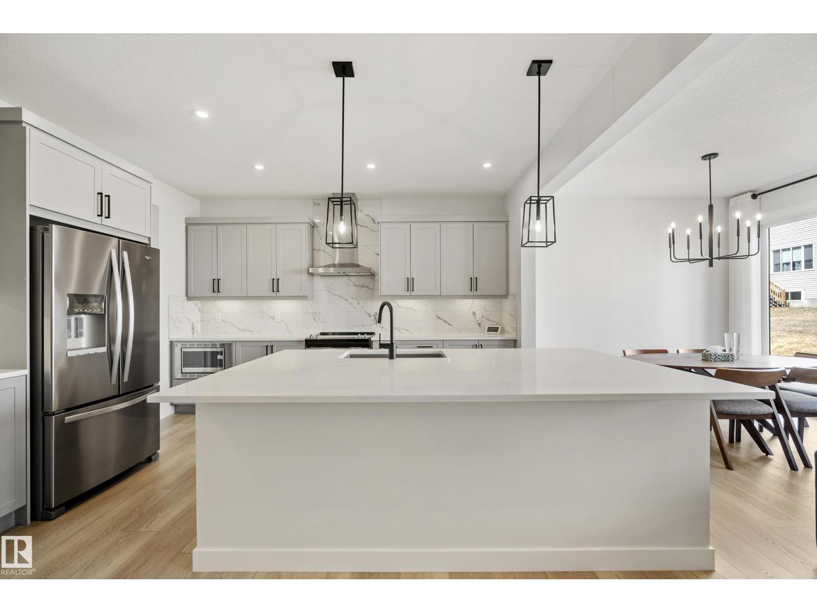 4928 KINNEY RD SW, Edmonton