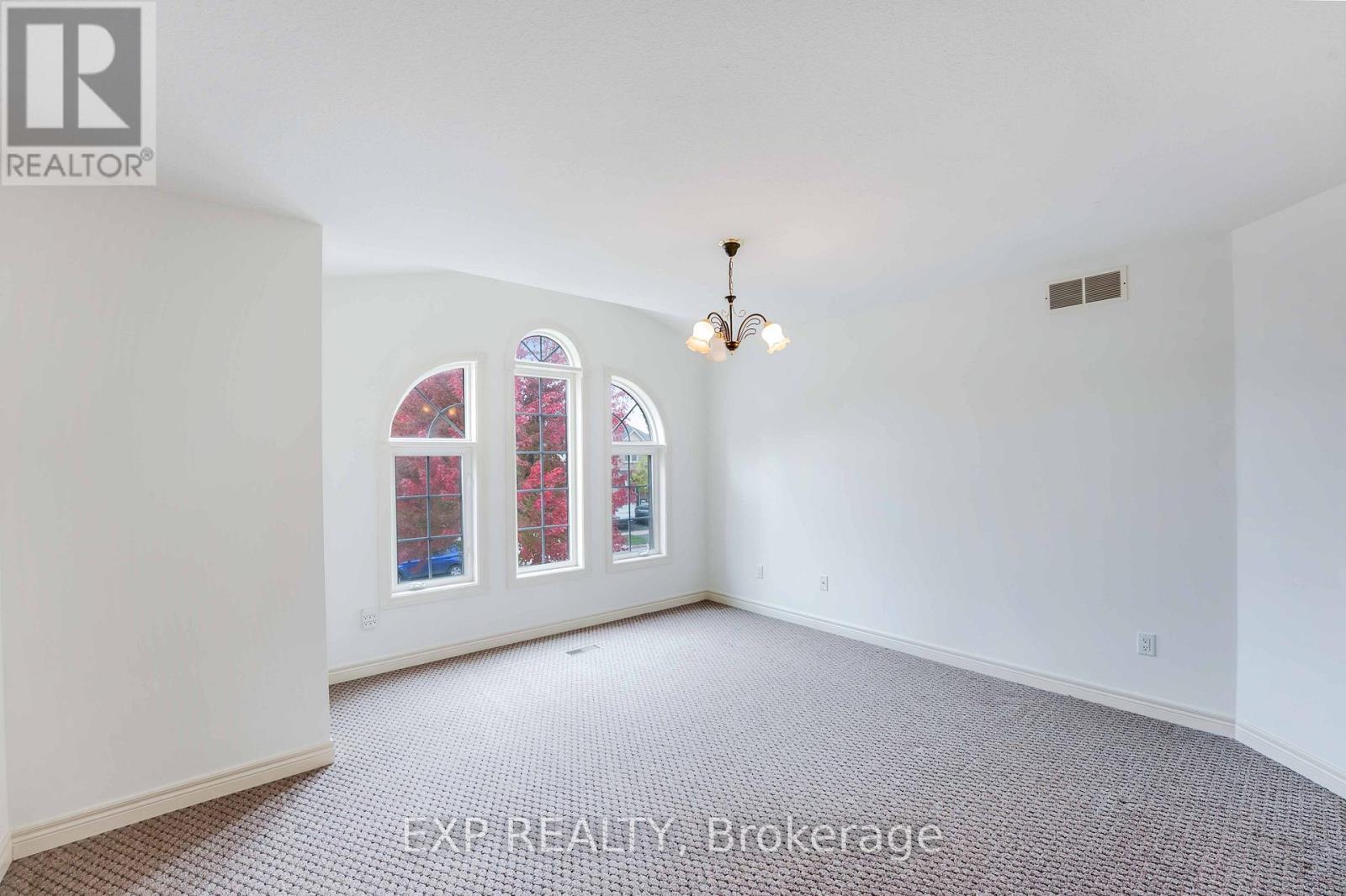 28 LORETTA DRIVE - 22