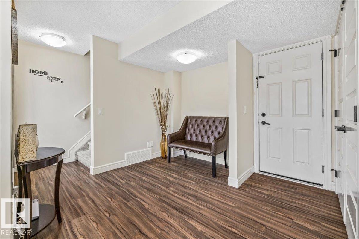 #4 16335 84 ST NW, Edmonton