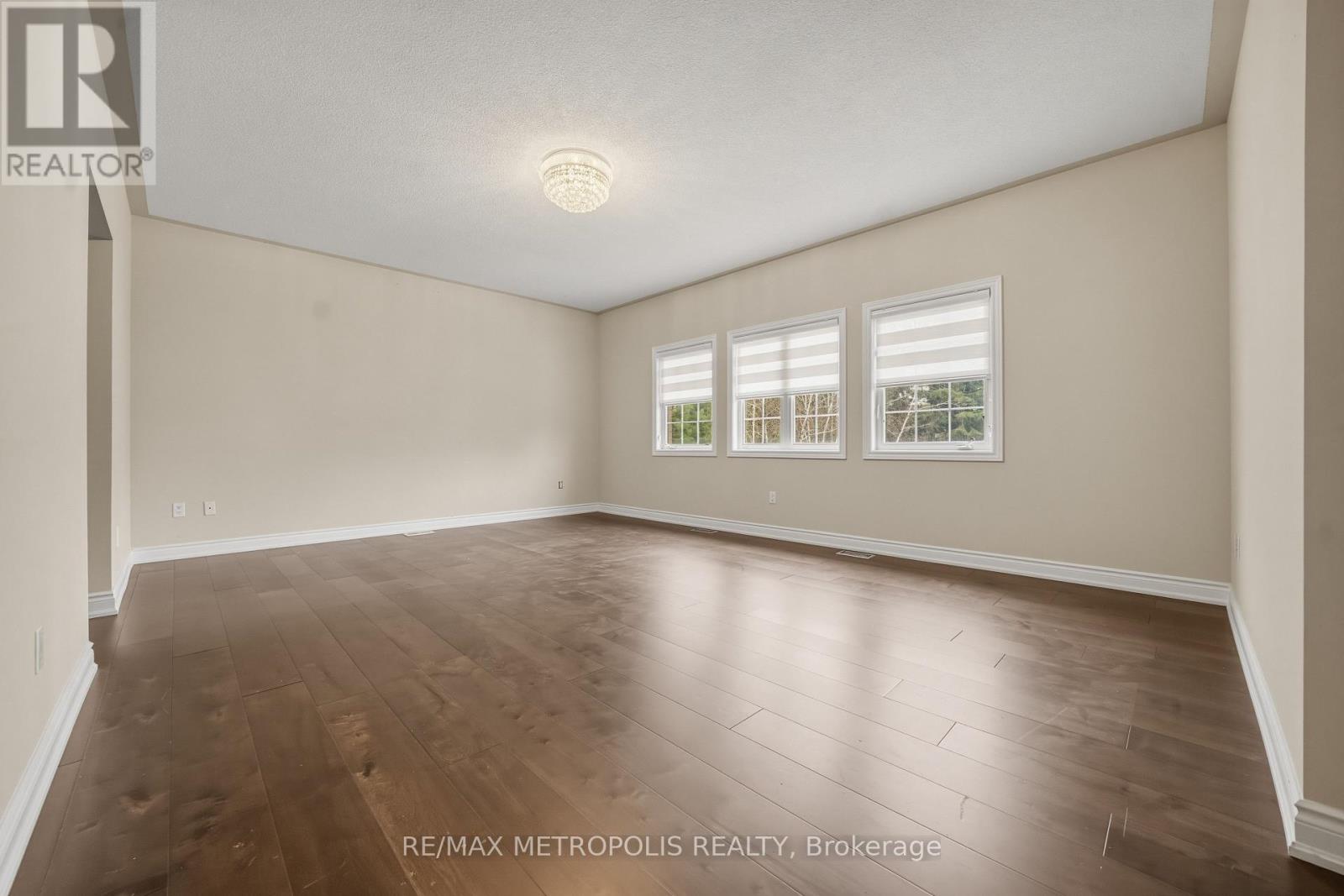 1069 NELLIE LITTLE CRESCENT - 21