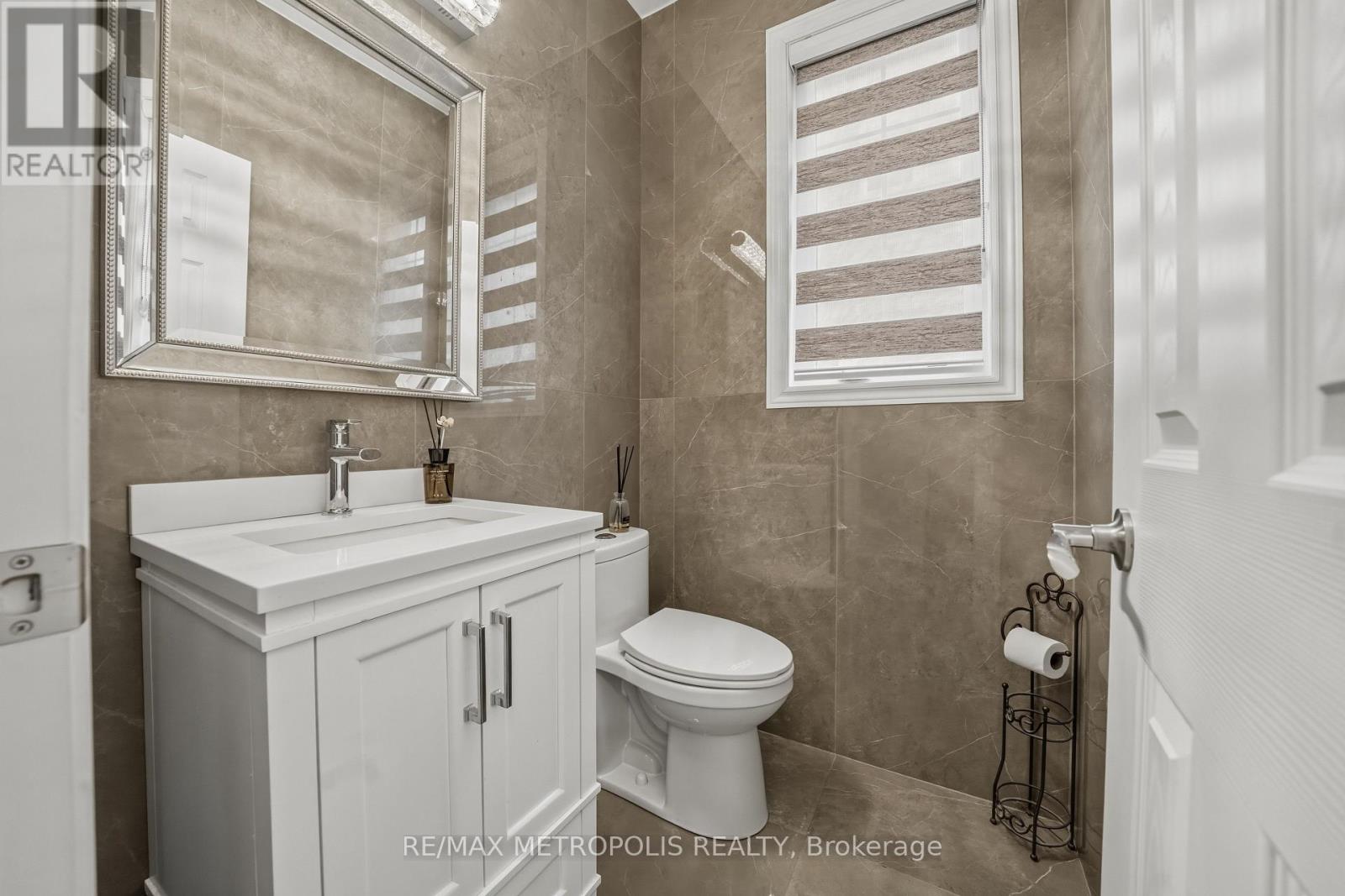 1069 NELLIE LITTLE CRESCENT - 26