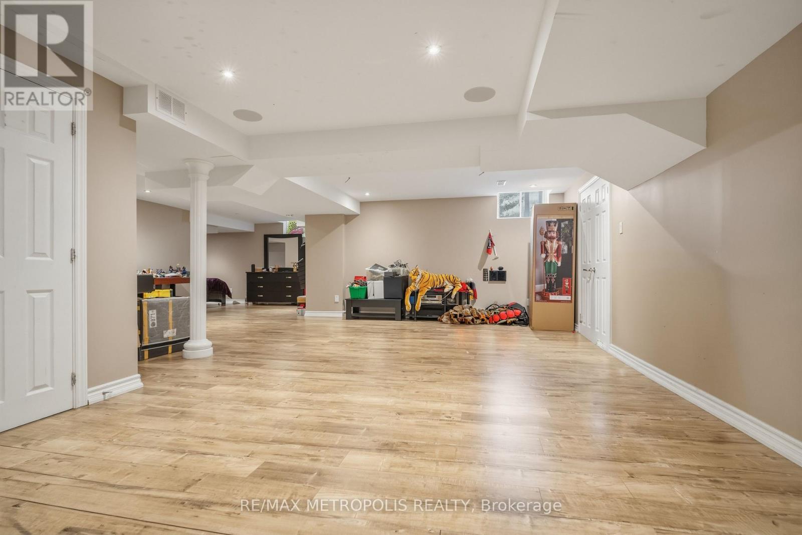 1069 NELLIE LITTLE CRESCENT - 31