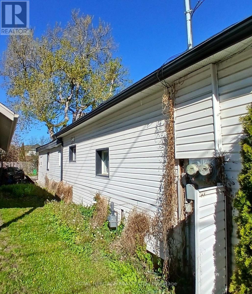515 PARK STREET N - 22