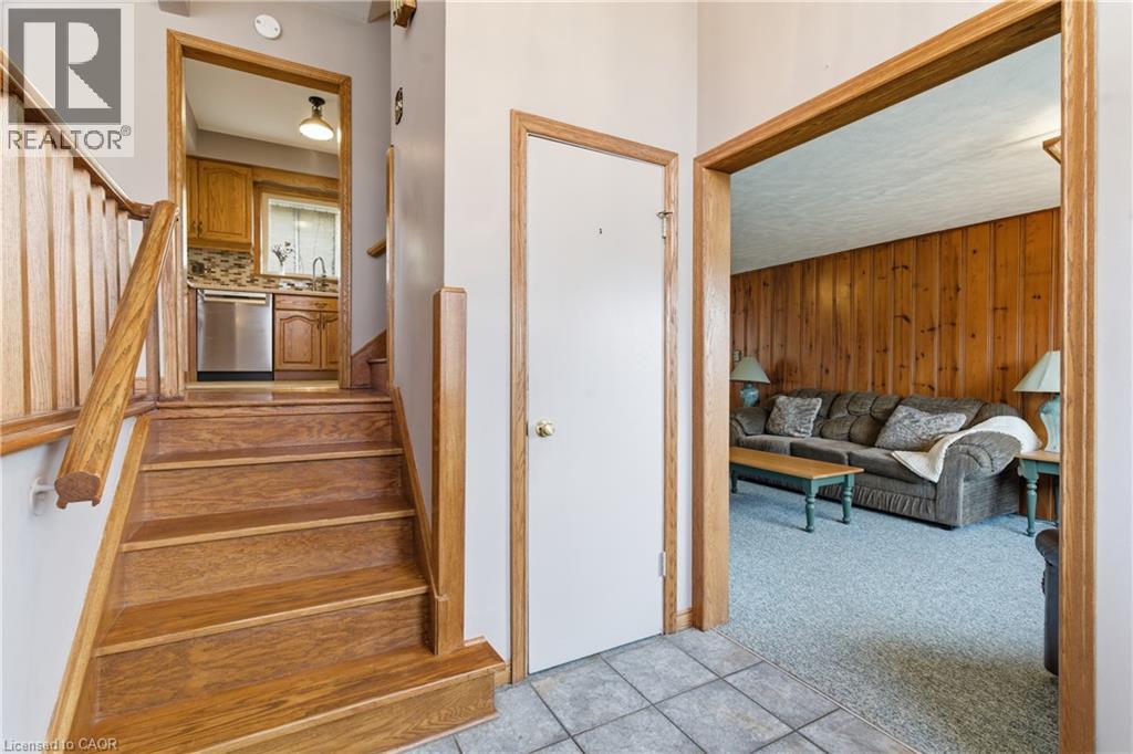 135 BURBANK Road, Kitchener, Ontario, N2B1E3 — Photo 10