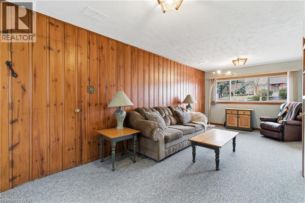135 BURBANK Road, Kitchener, Ontario, N2B1E3 — Photo 11