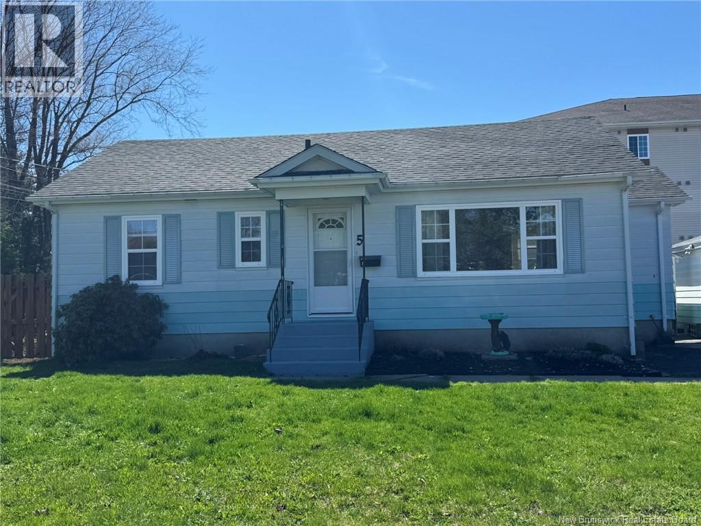 5 Wentworth Drive - 2