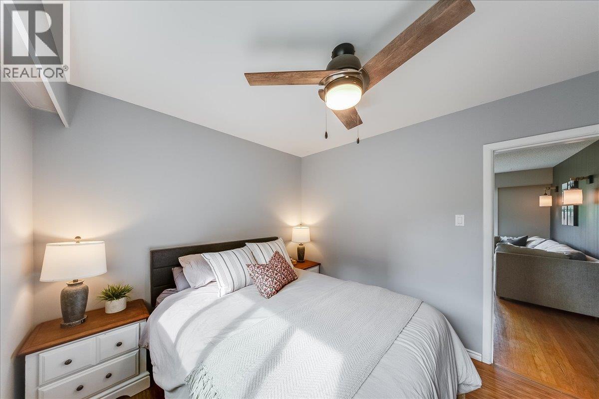 1374 MOUNTAIN Street - 24