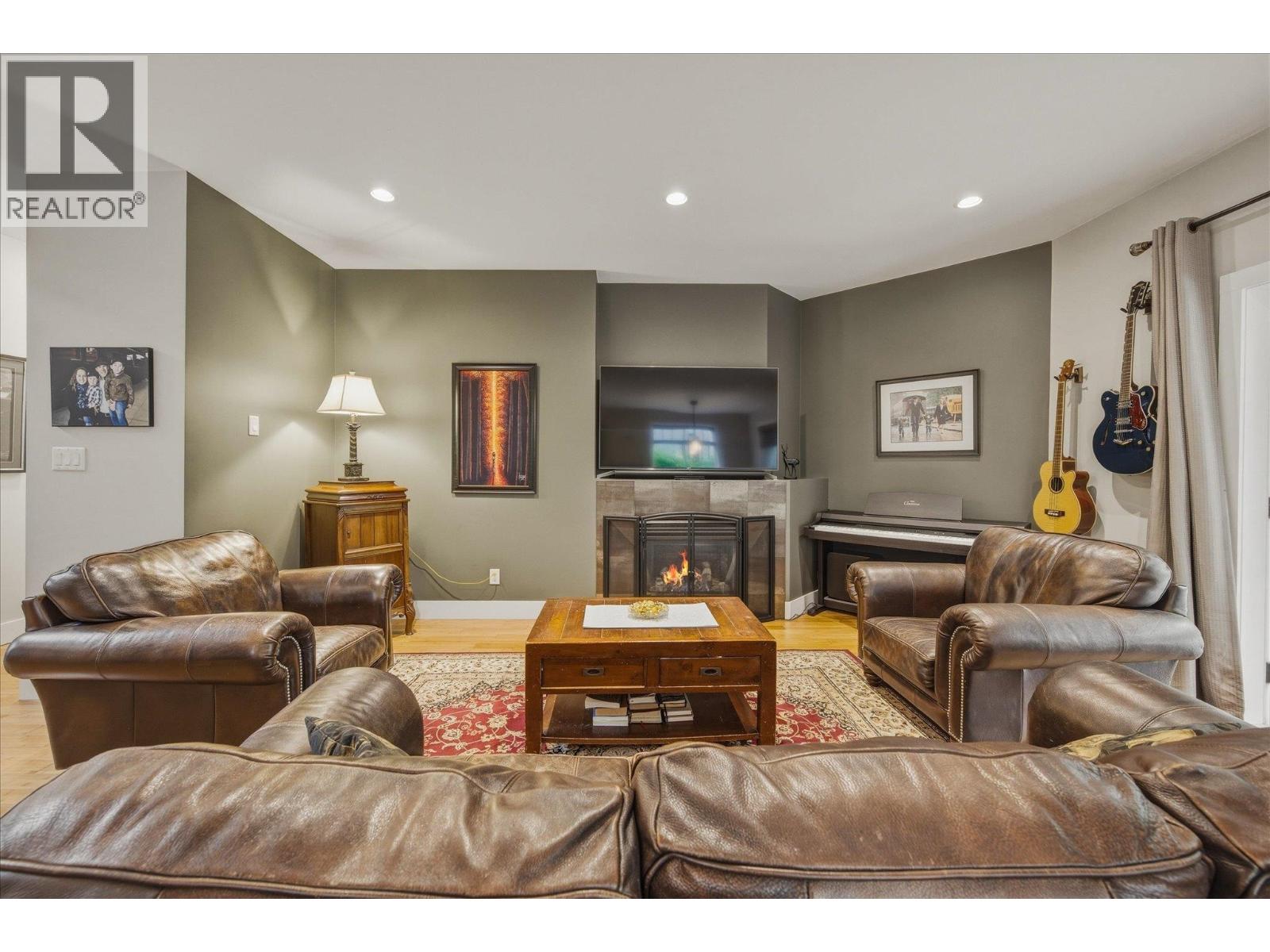 1545 JUDD ROAD, Squamish