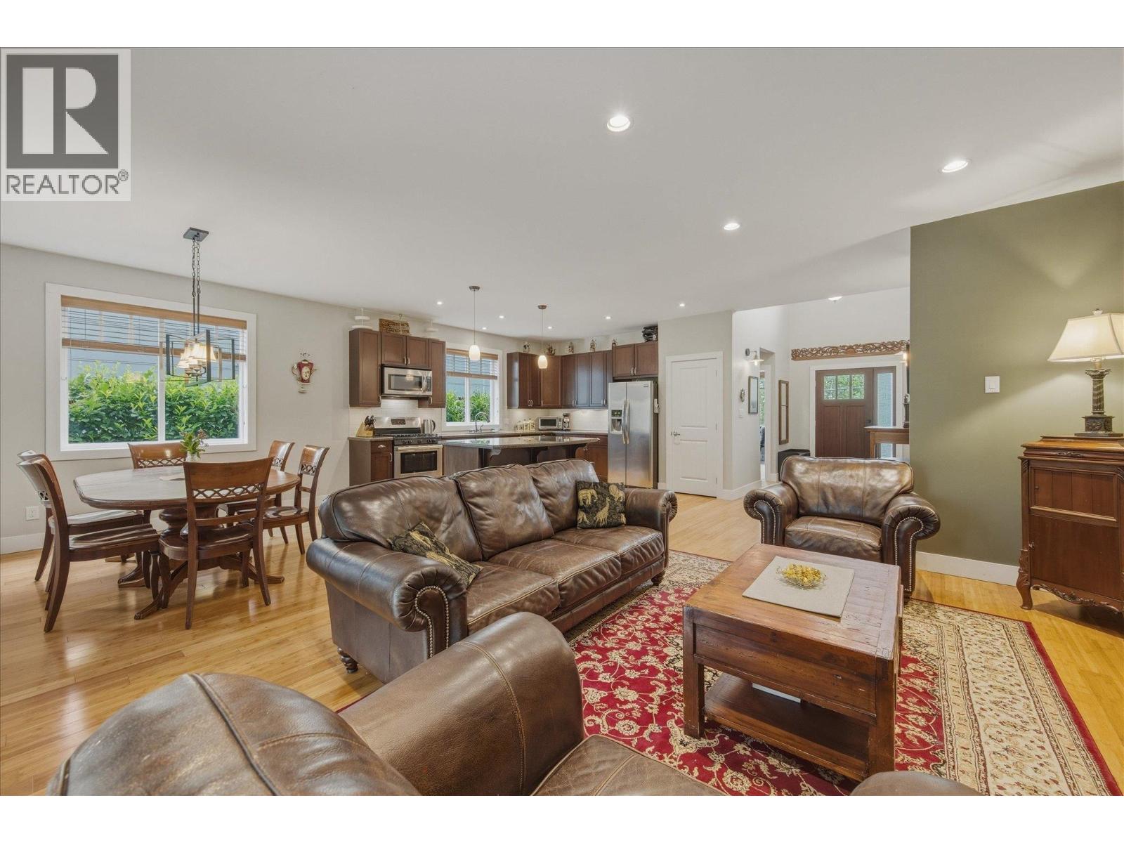1545 JUDD ROAD, Squamish