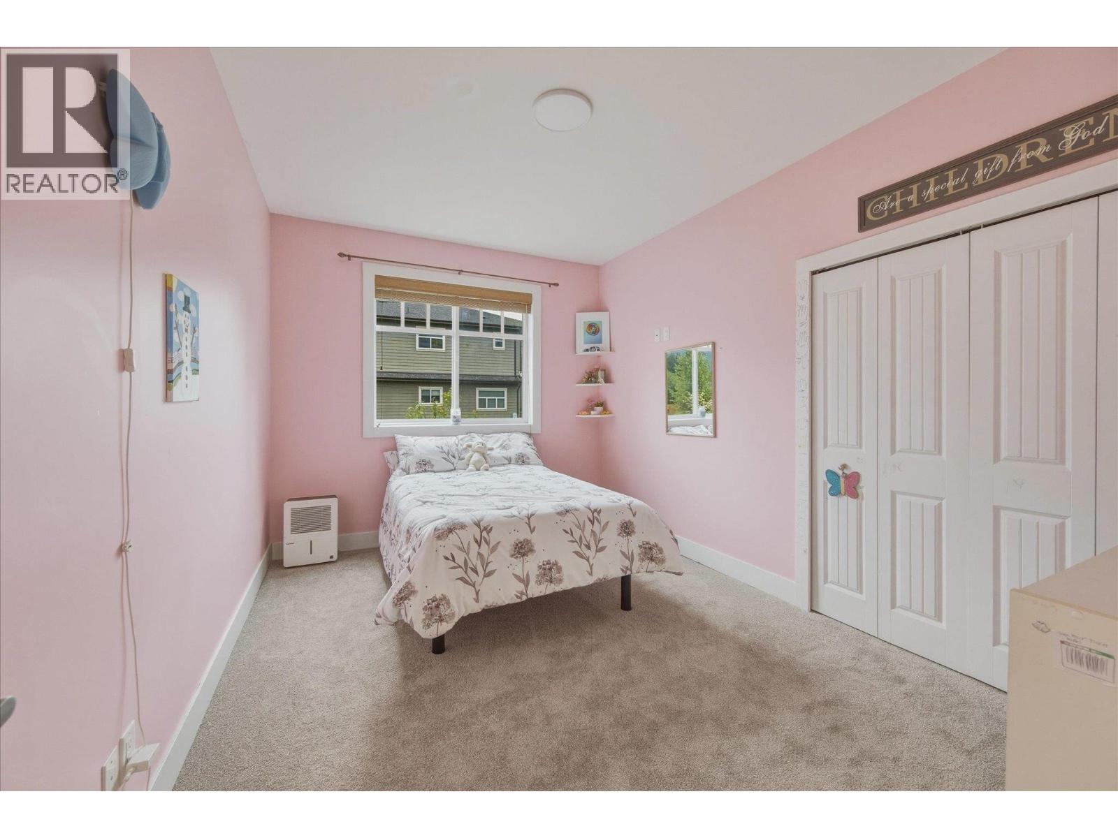 1545 JUDD ROAD, Squamish
