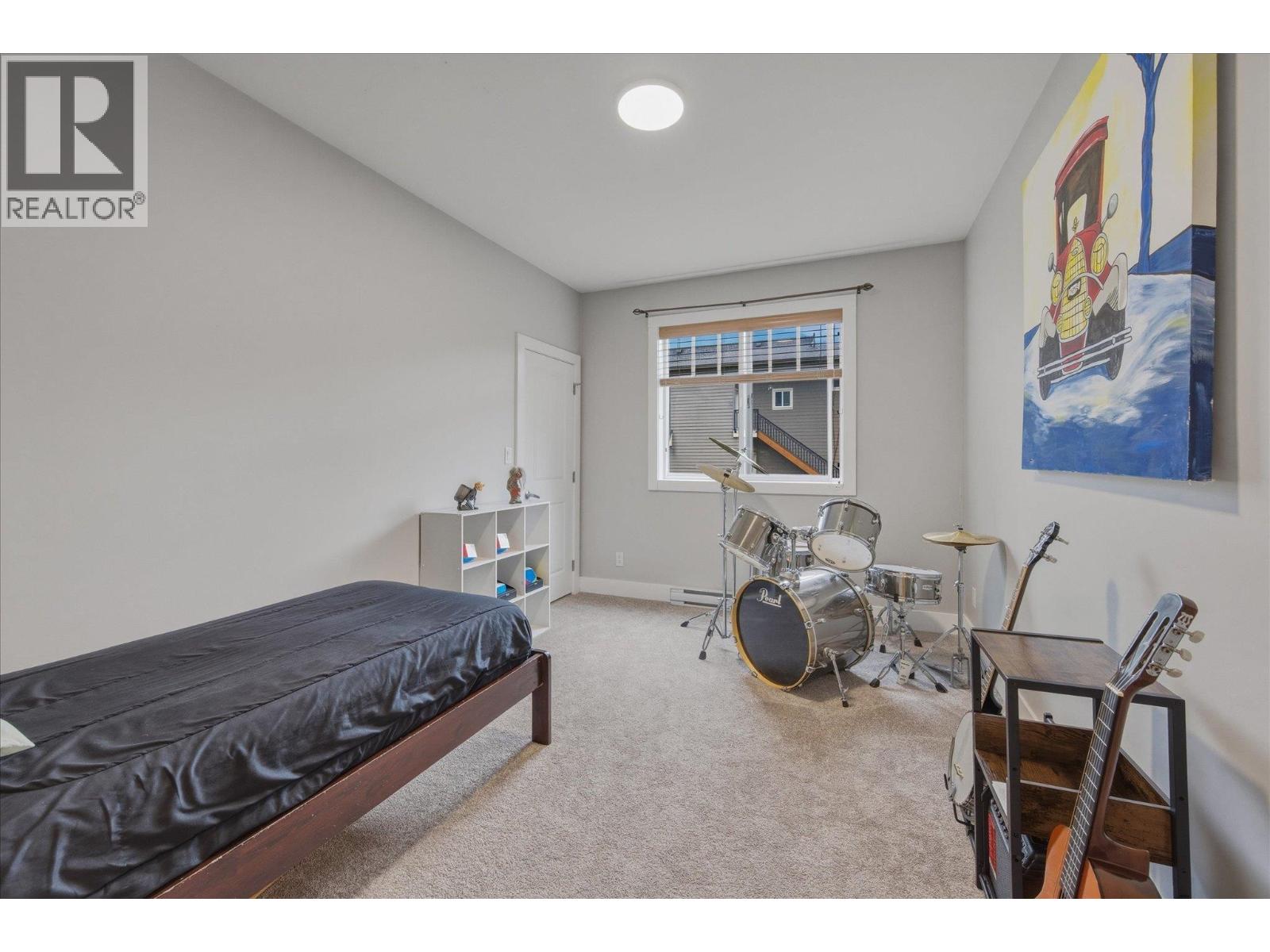 1545 JUDD ROAD, Squamish