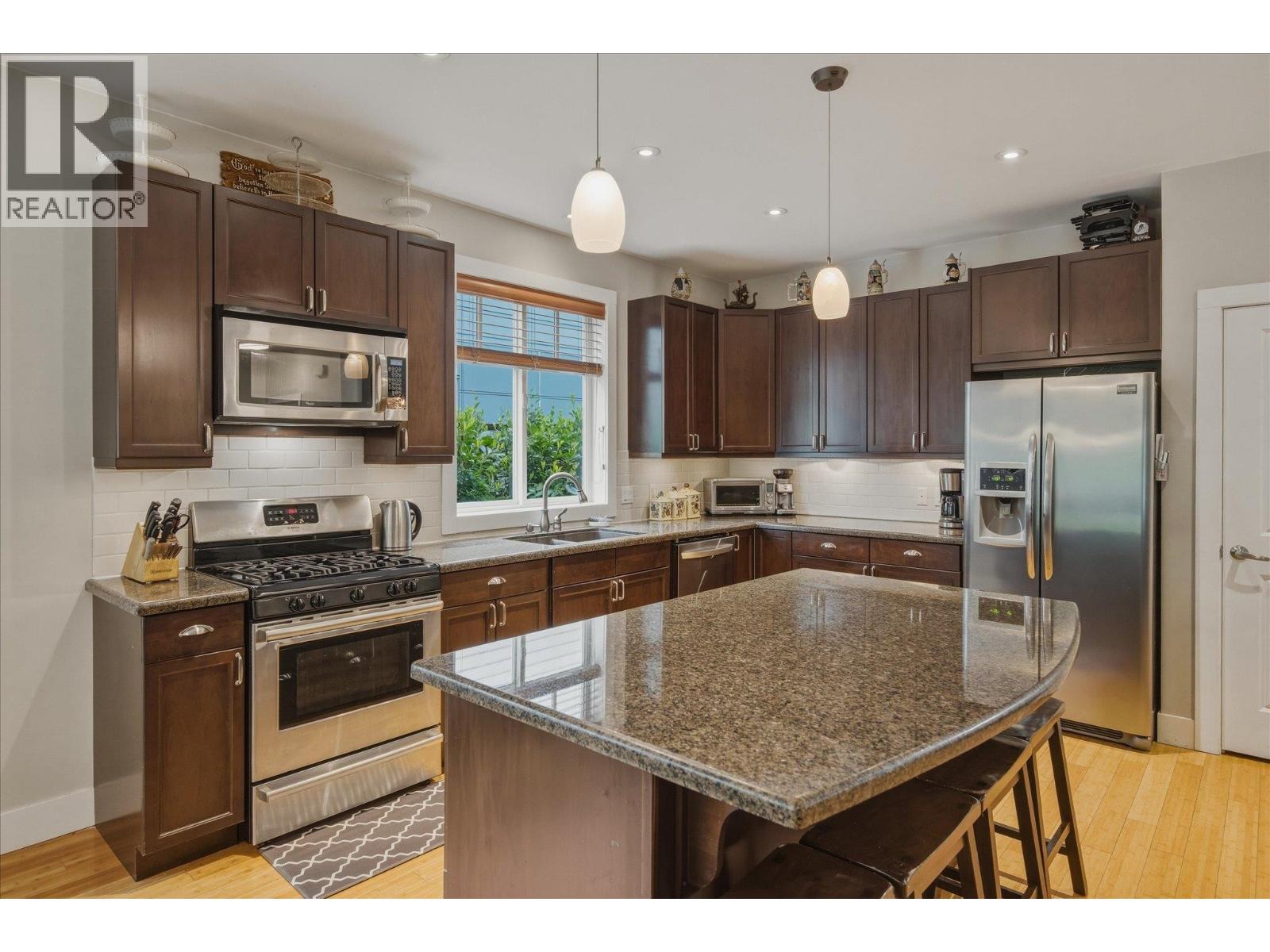 1545 JUDD ROAD, Squamish