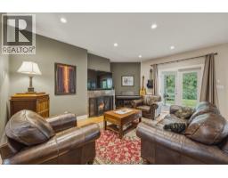 1545 Judd Road, Squamish, BC V0N1H0 Photo 10