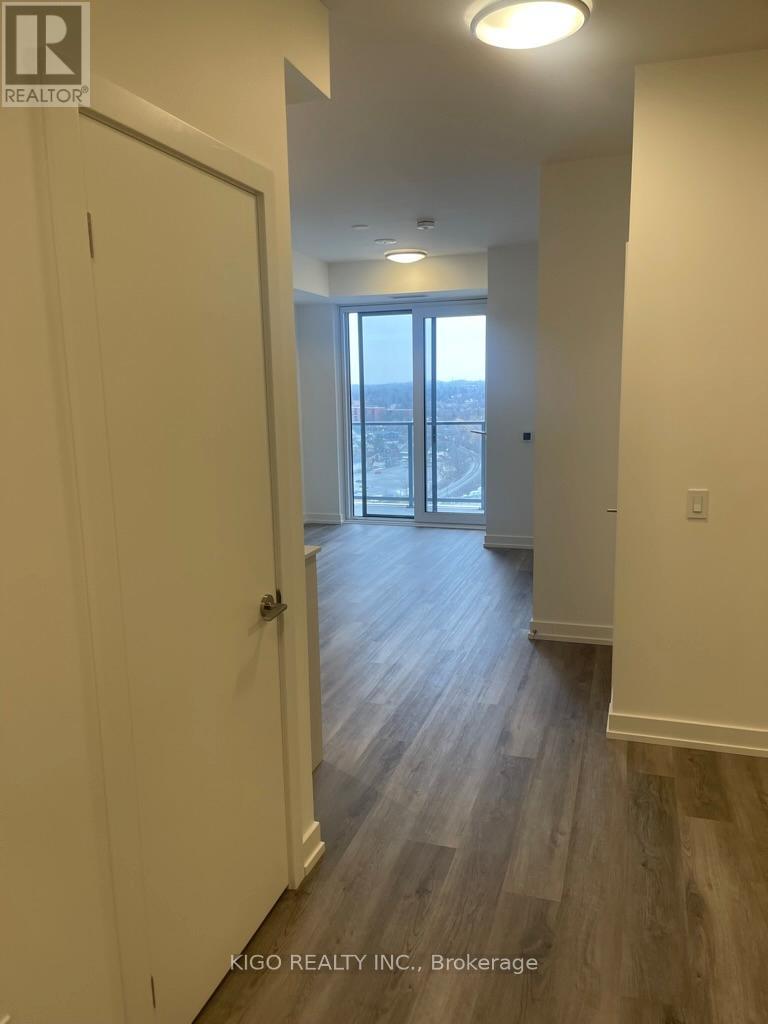 #1108 15 WELLINGTON STREET S - 3