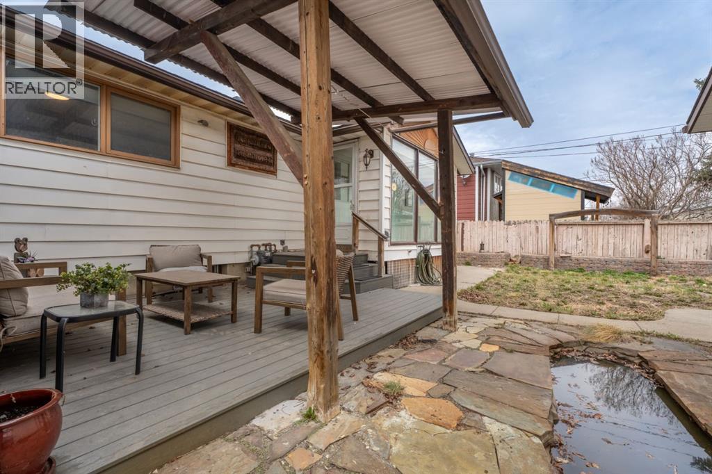 9408 5 Street SE - 41
