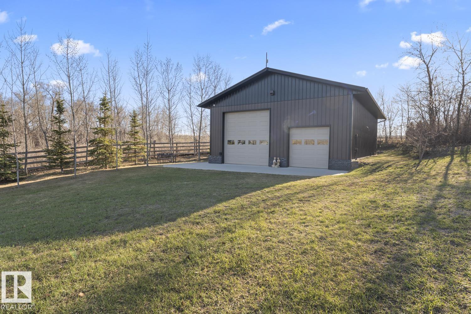 #3 46526 Twp Road 604A exterior