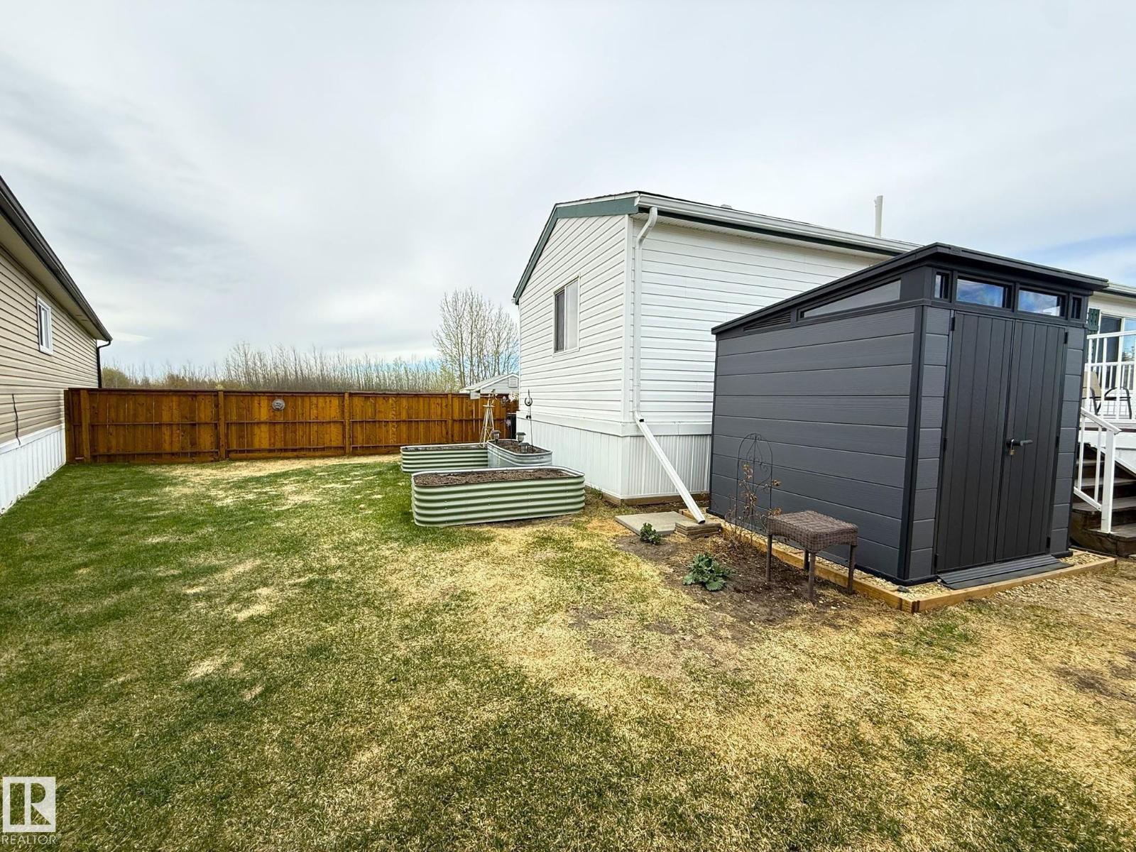 17 Midland RD — photo 24
