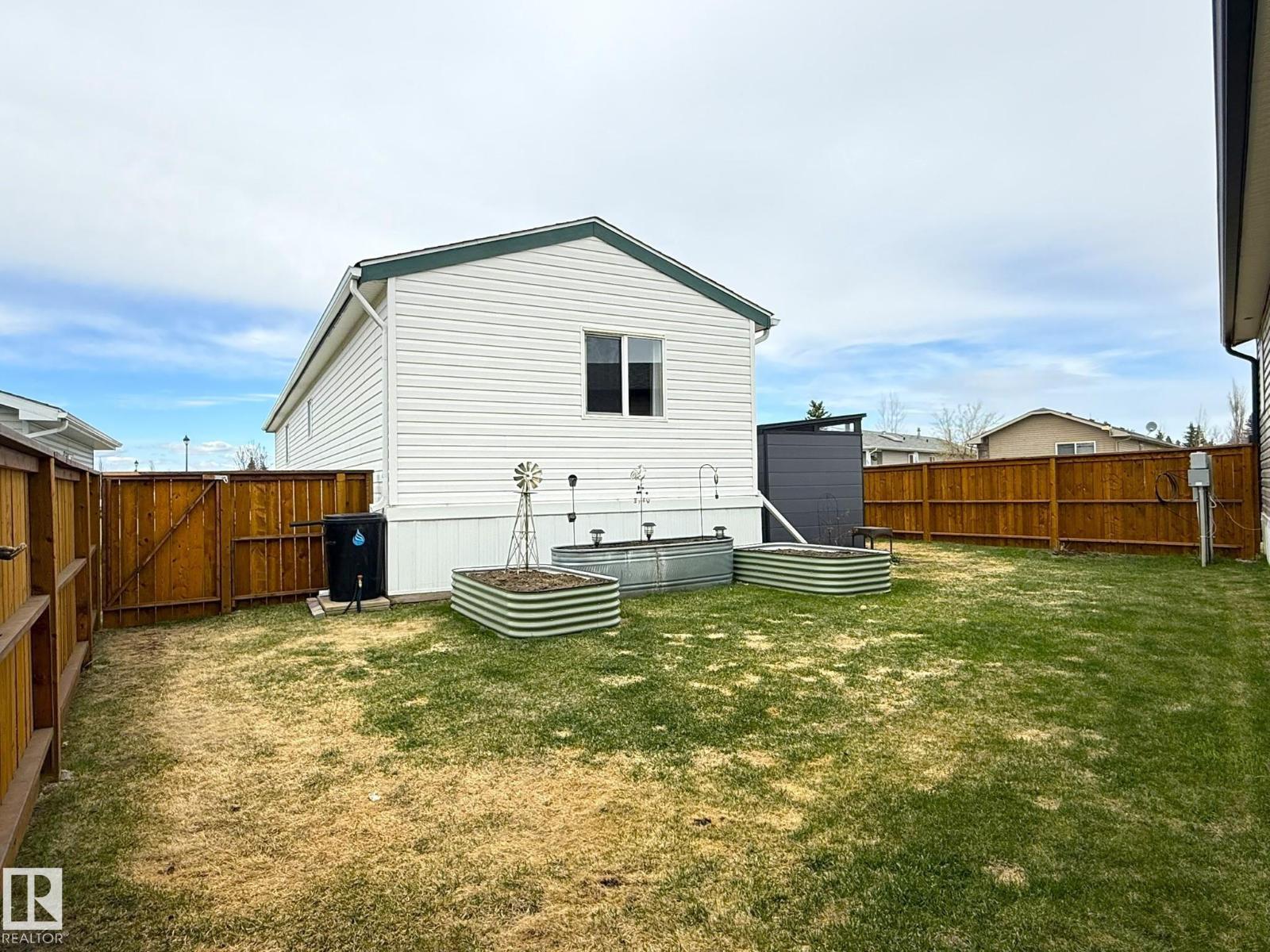 17 Midland RD — photo 25