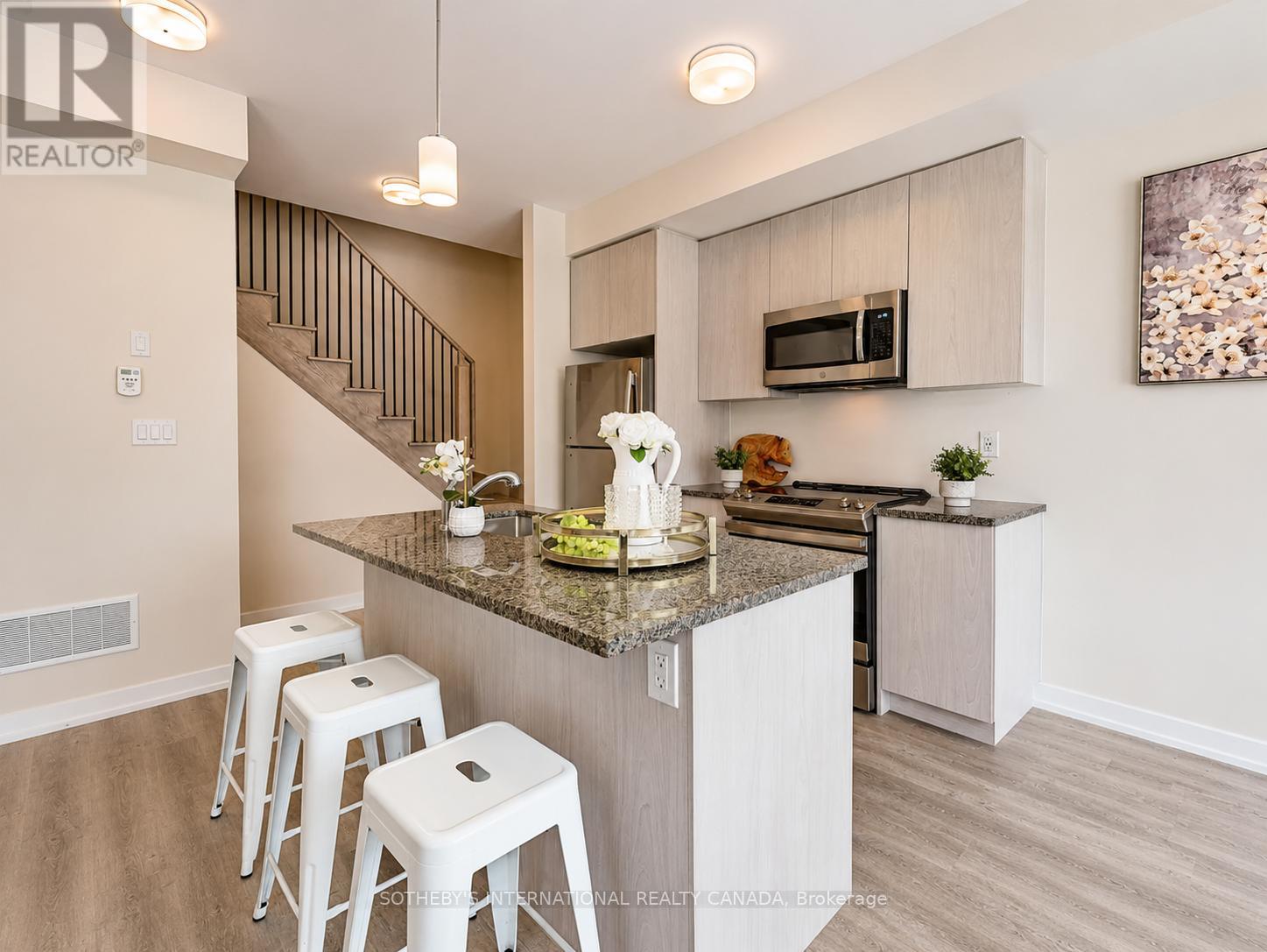 #419 2550 CASTLEGATE CROSSING - 15