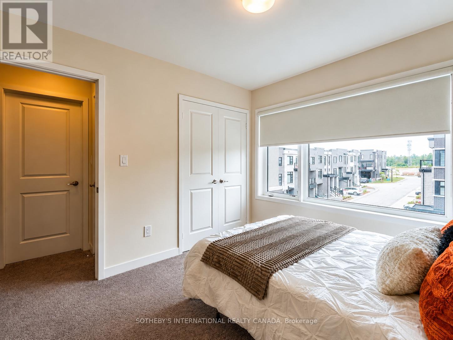 #419 2550 CASTLEGATE CROSSING - 25