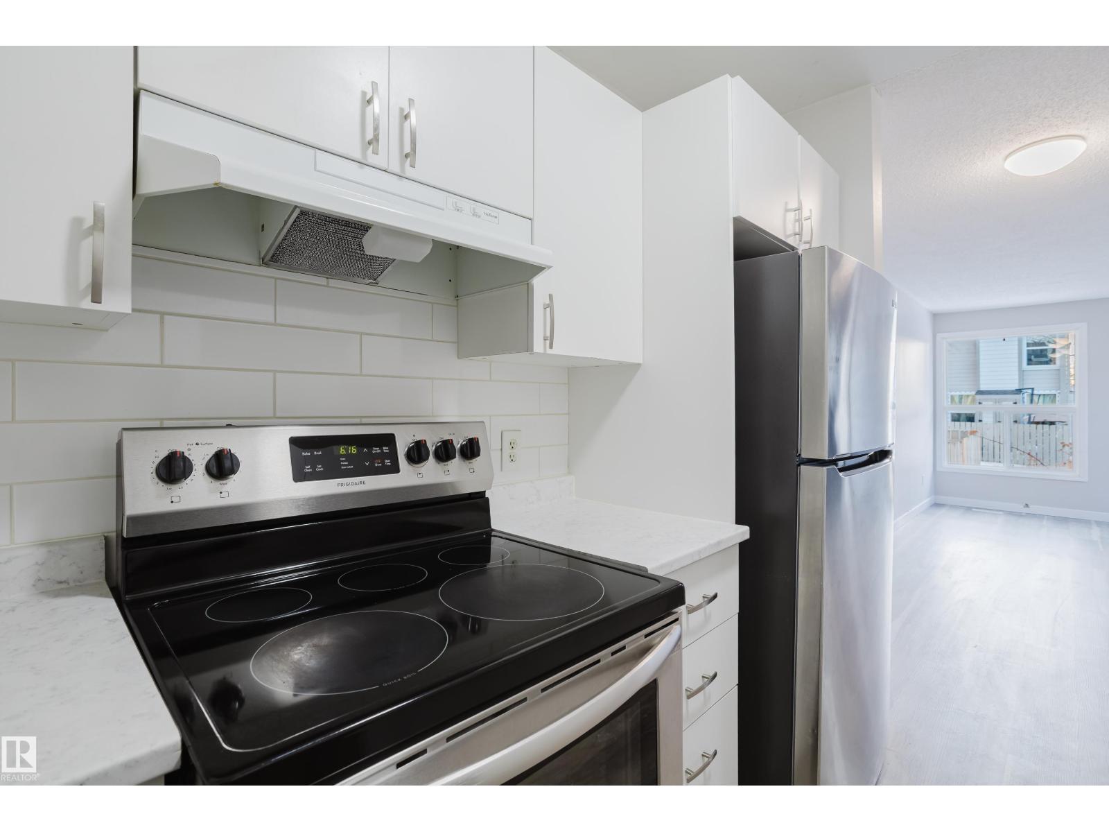 7032 MILL WOODS RD NW, Edmonton