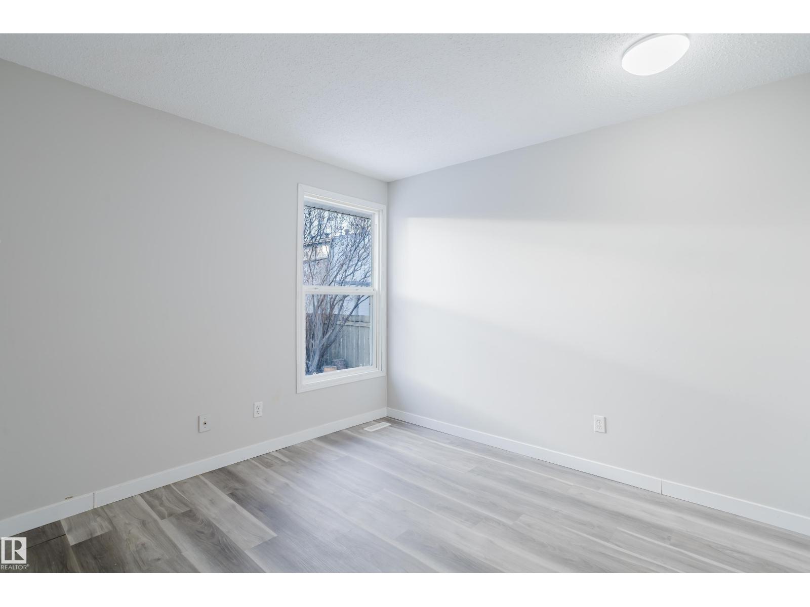 7032 MILL WOODS RD NW, Edmonton