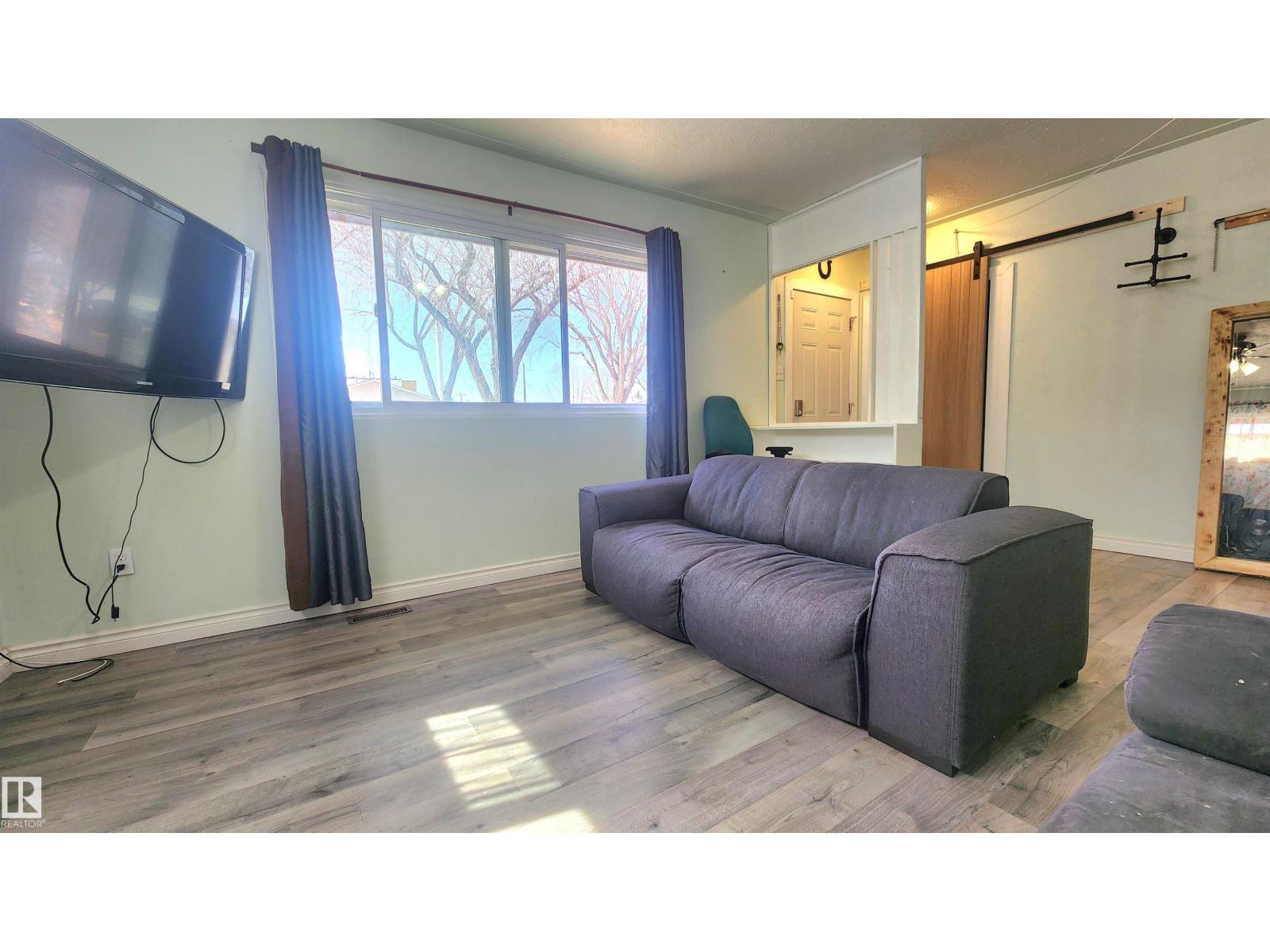 12139 81 ST NW, Edmonton
