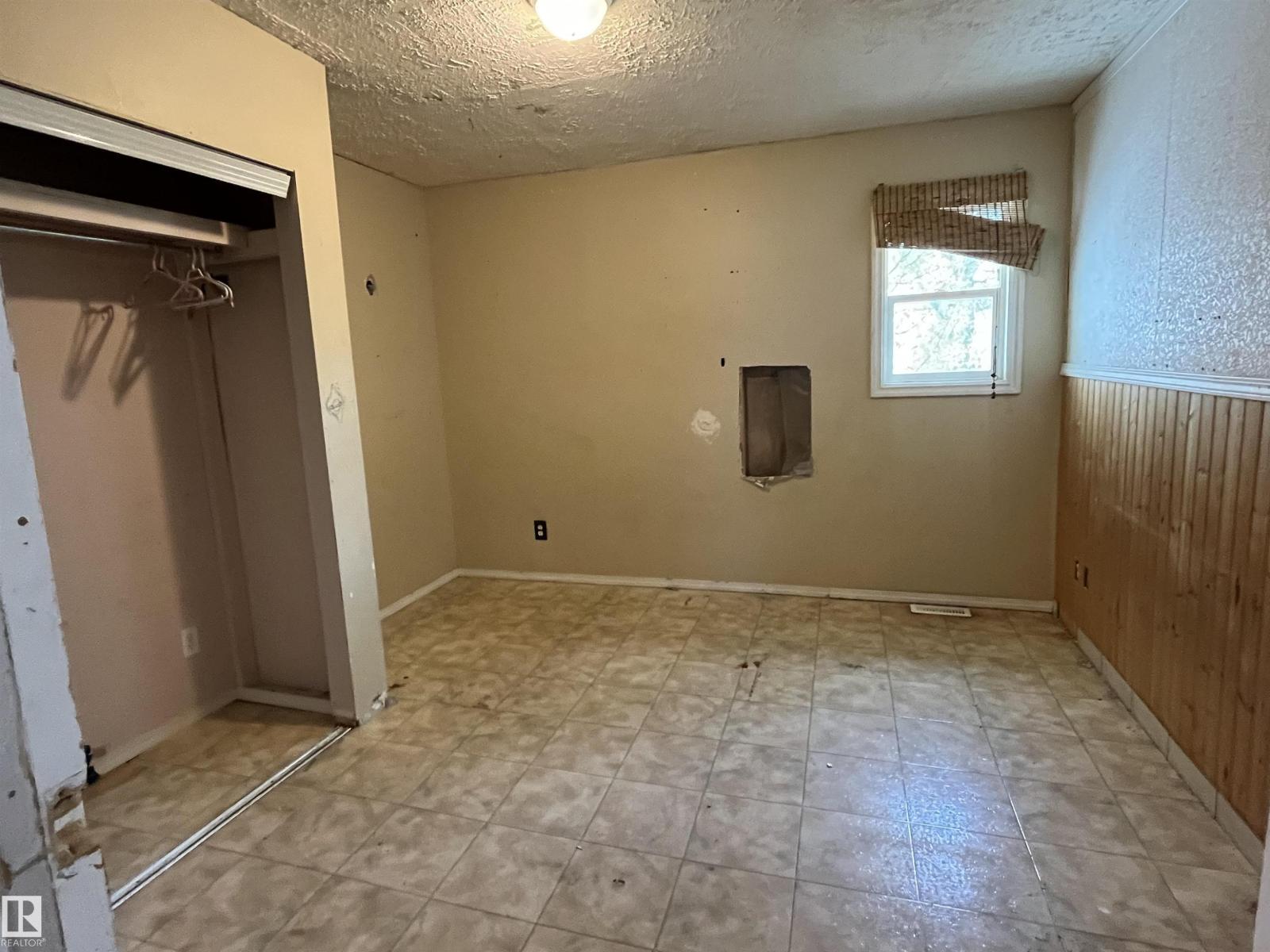 801 HERMITAGE WY - 21
