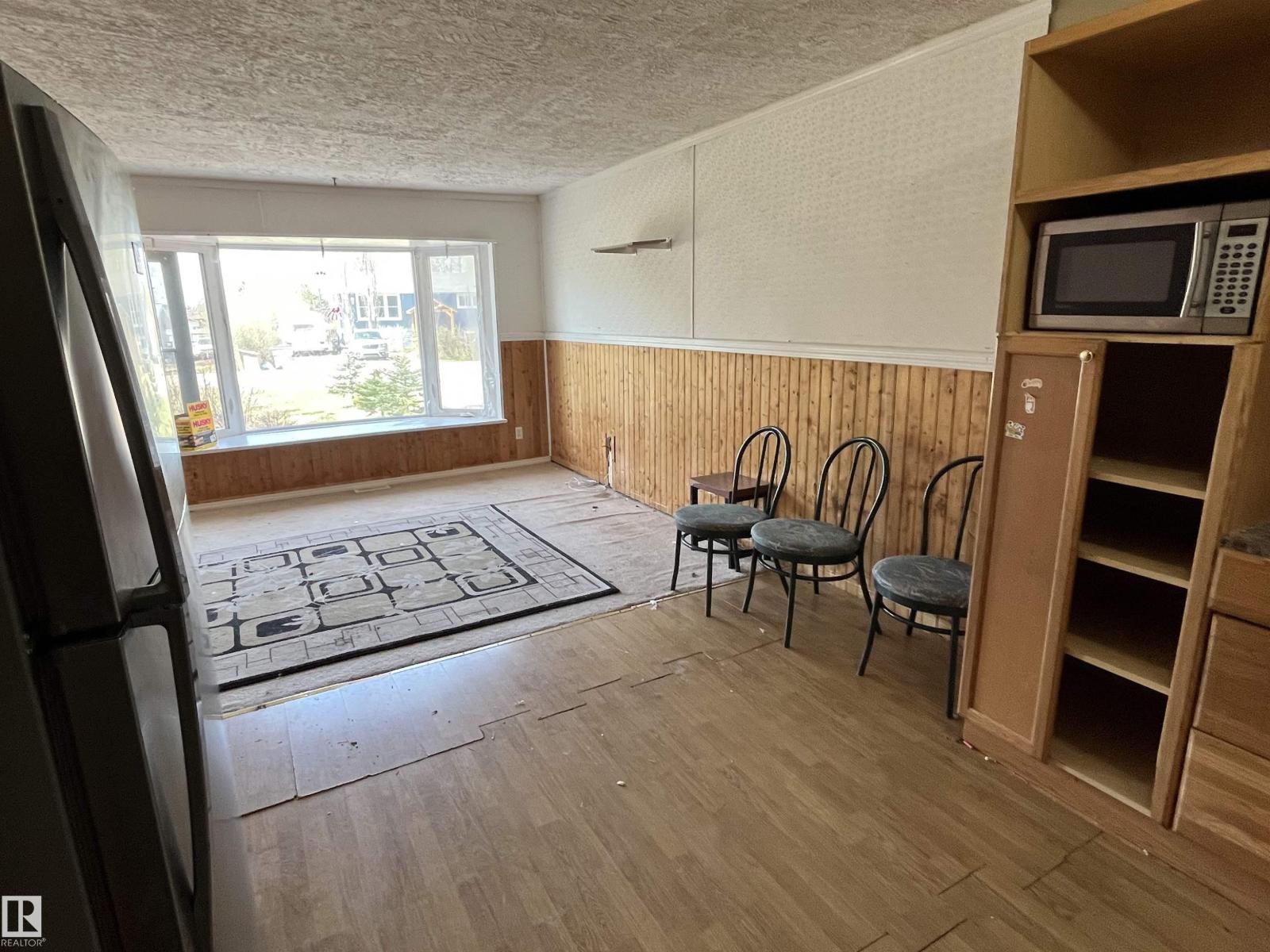 801 HERMITAGE WY - 22
