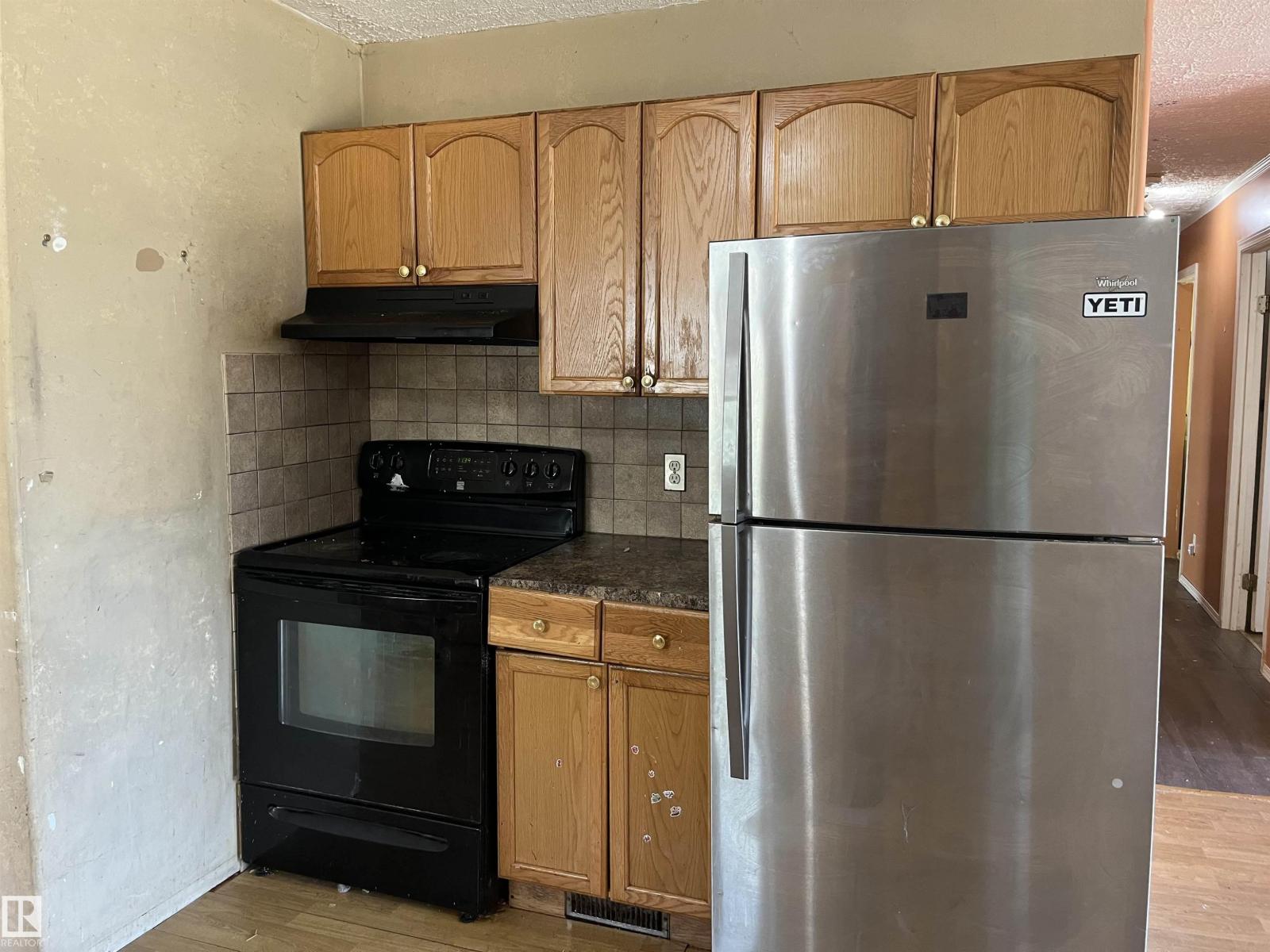 801 HERMITAGE WY - 23
