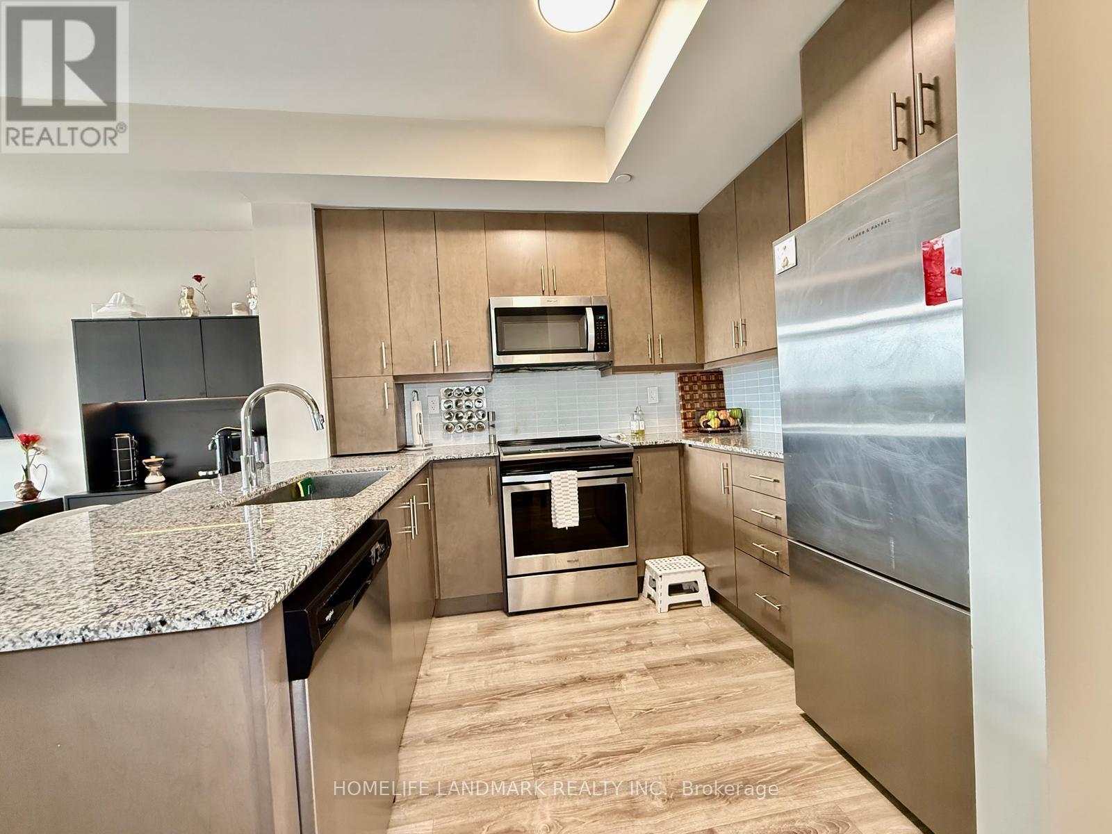 #415 6235 MAIN STREET - 13