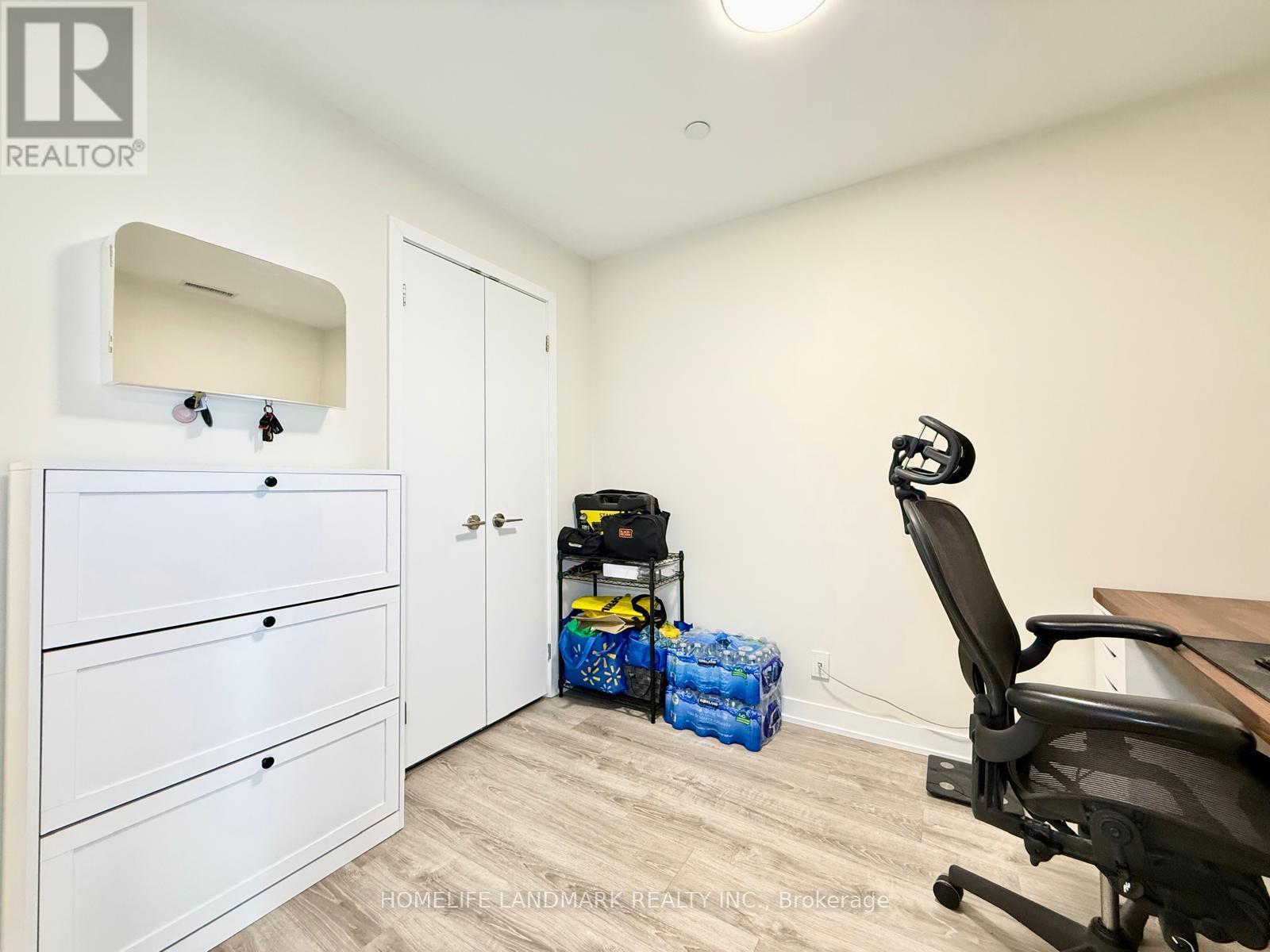 #415 6235 MAIN STREET - 18