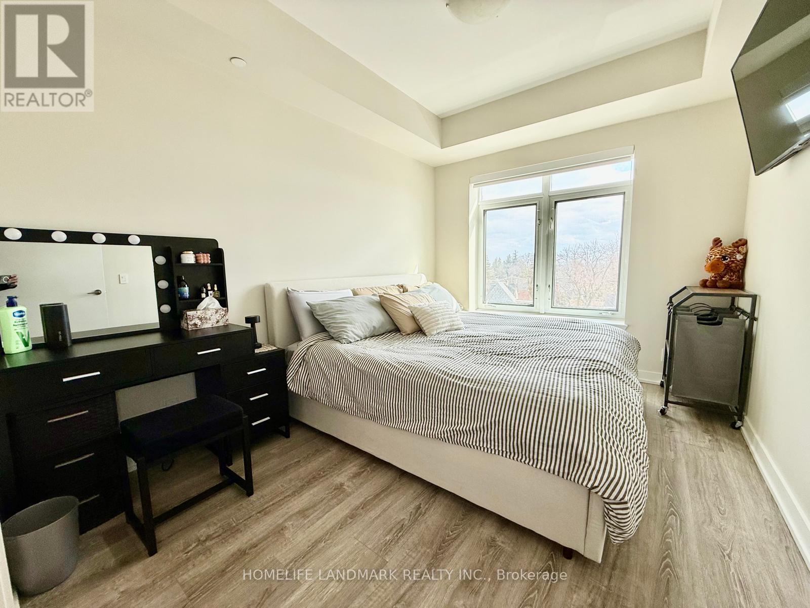 #415 6235 MAIN STREET - 22