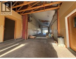 Dining room - 1040a 49 Highway, Dawson Creek, BC V1G4L1 Photo 17
