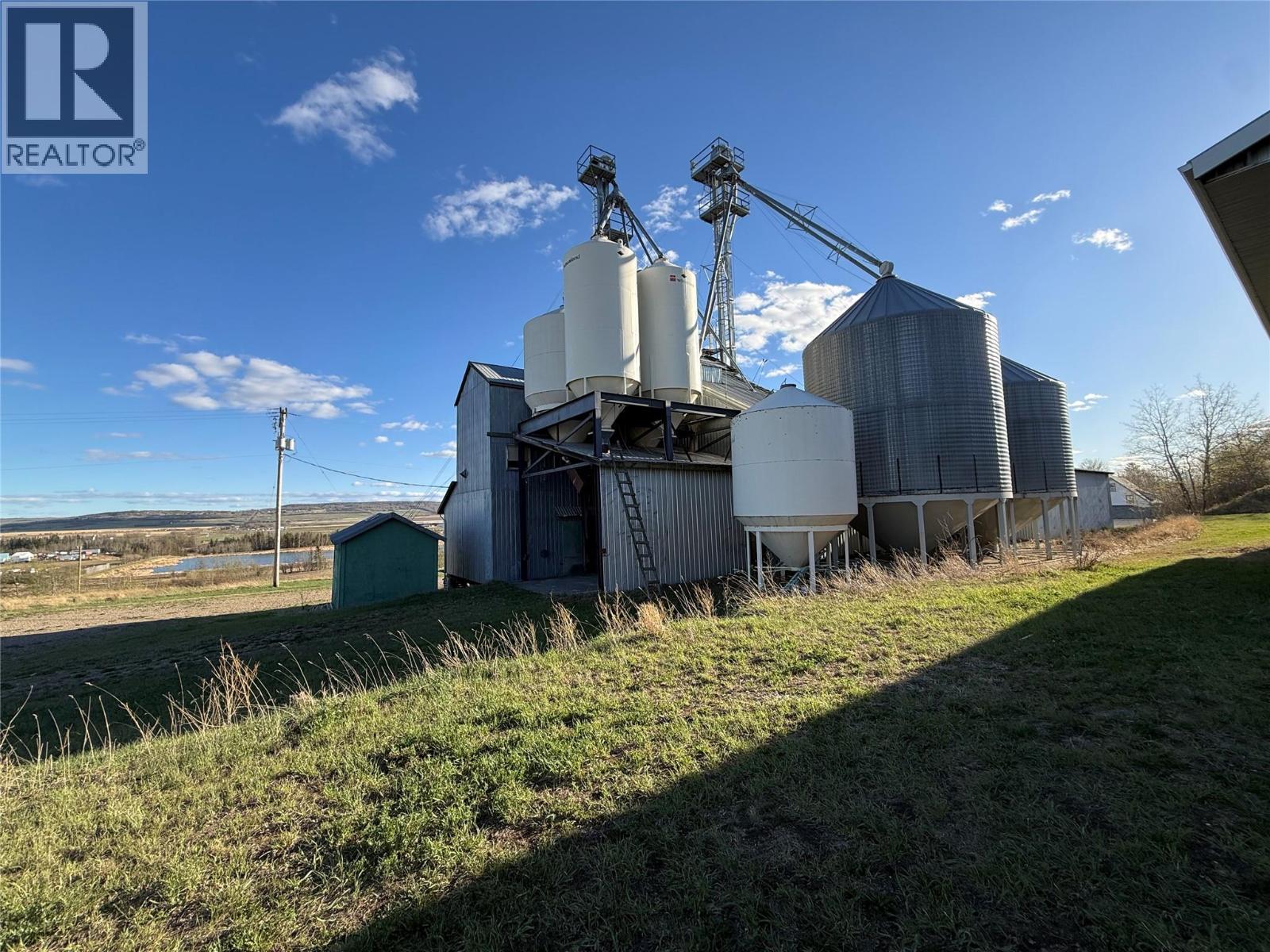 1040a 49 Highway, Dawson Creek