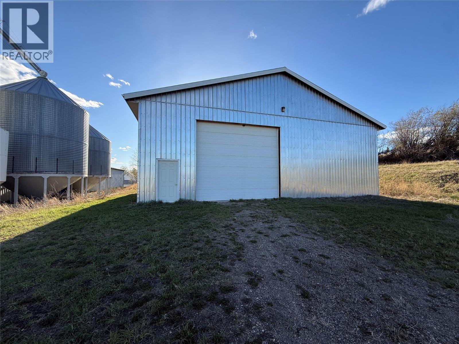 1040a 49 Highway, Dawson Creek