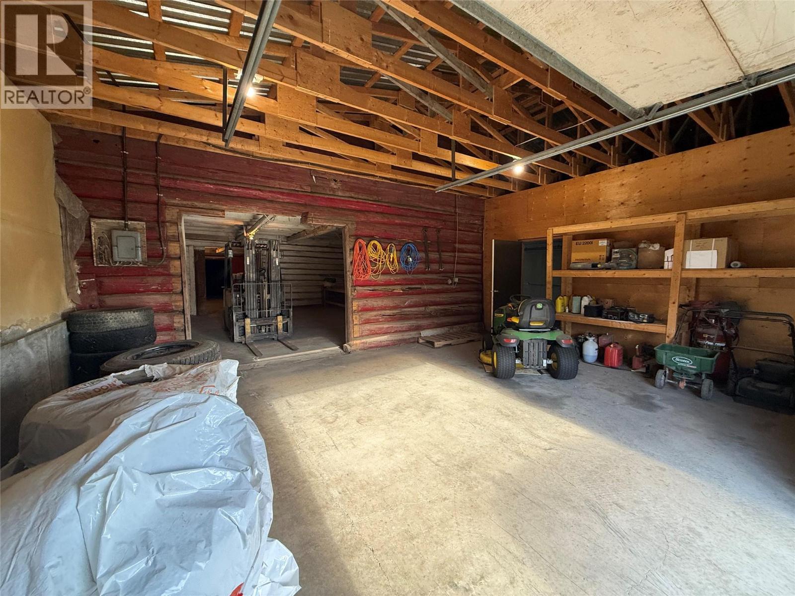 1040a 49 Highway, Dawson Creek