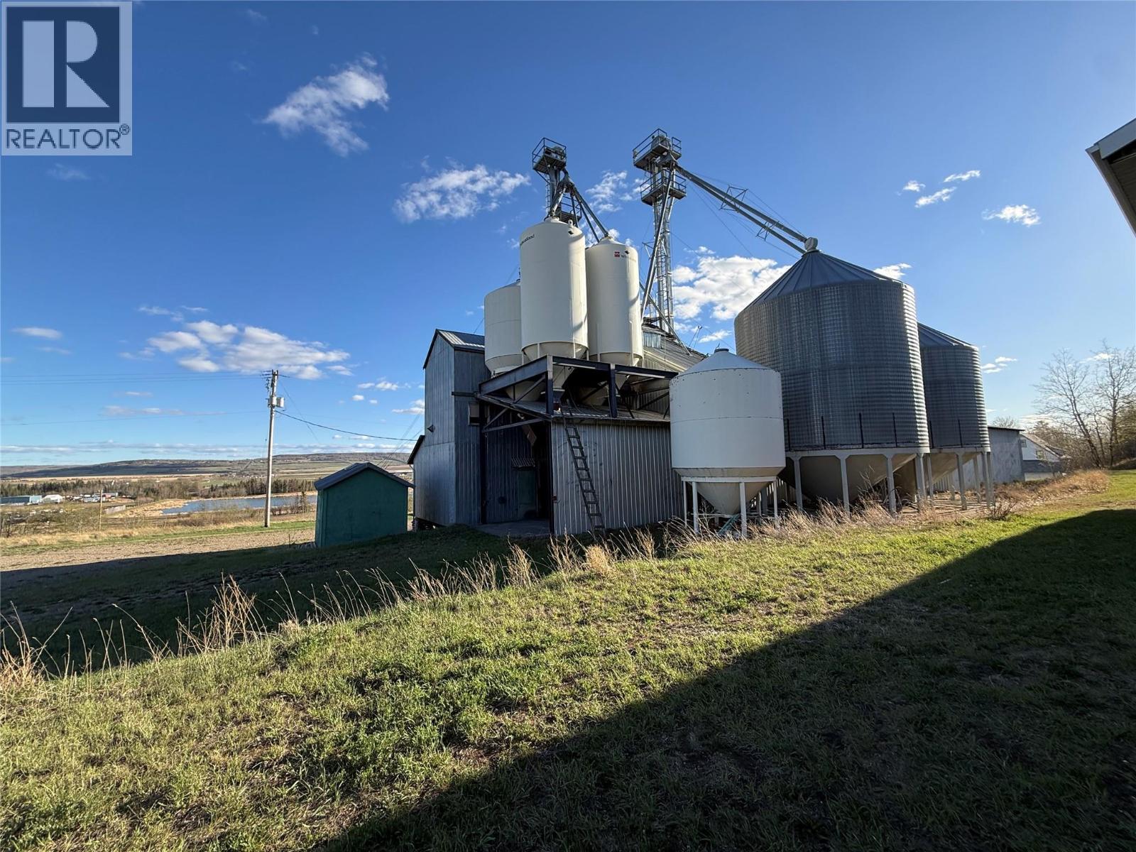 1040a 49 Highway, Dawson Creek