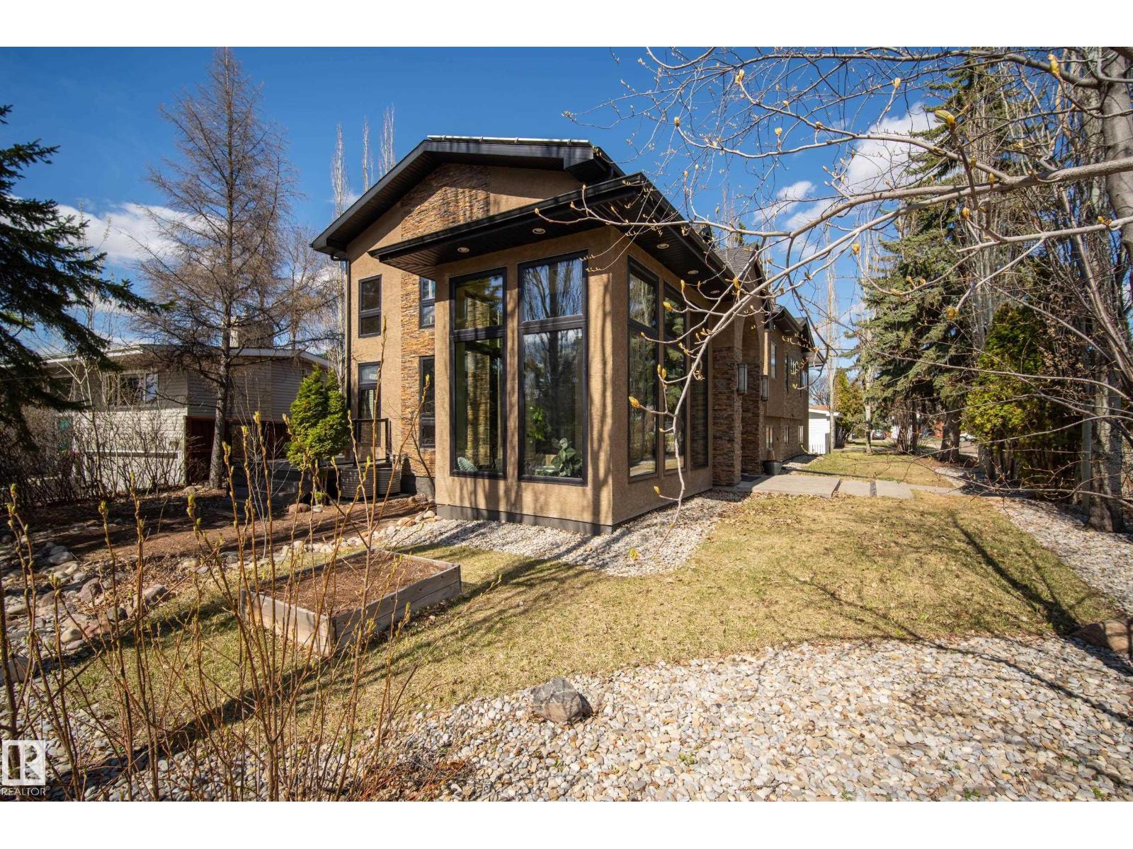 11908 41A AV NW, Edmonton
