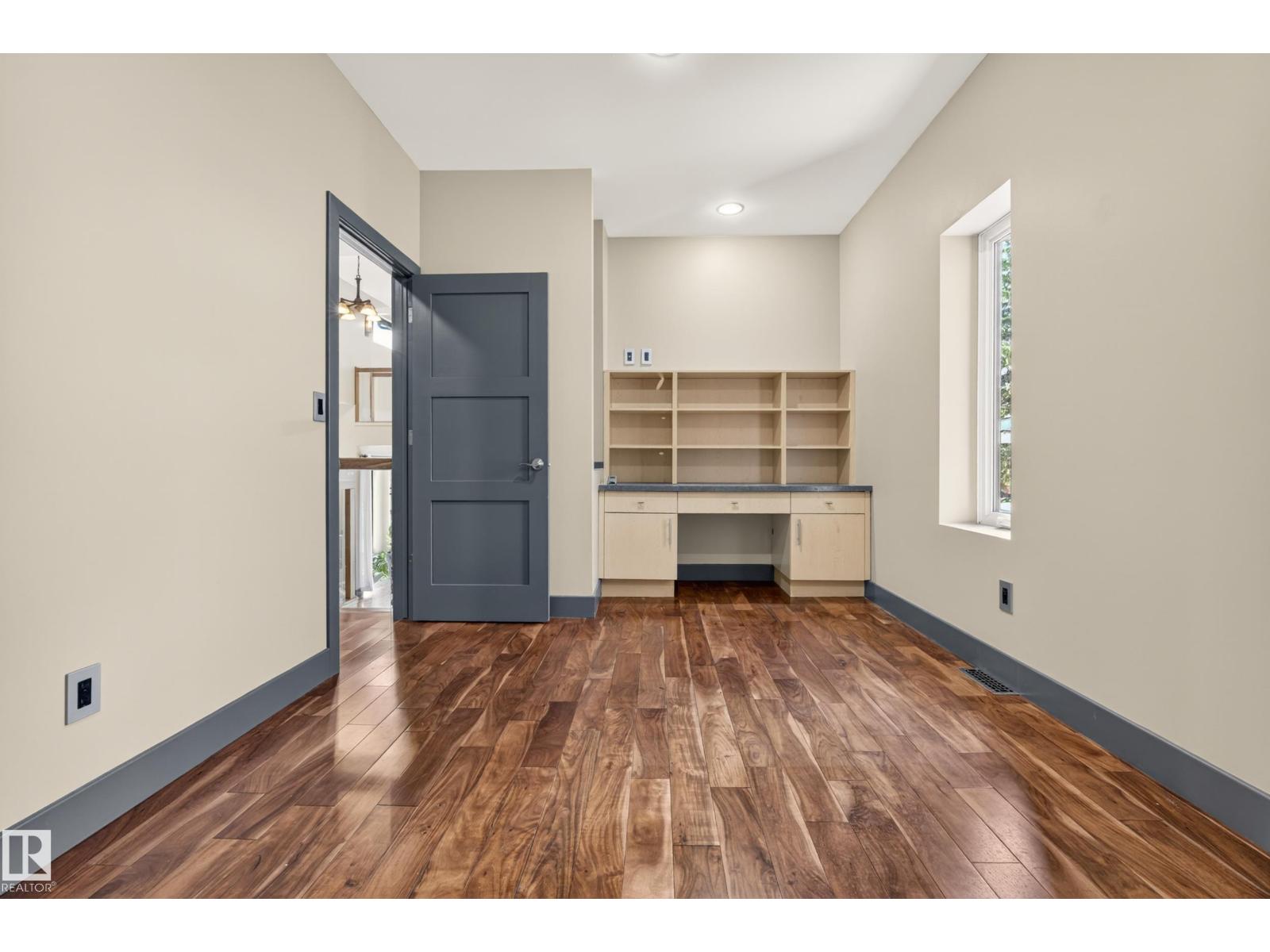 11908 41A AV NW, Edmonton