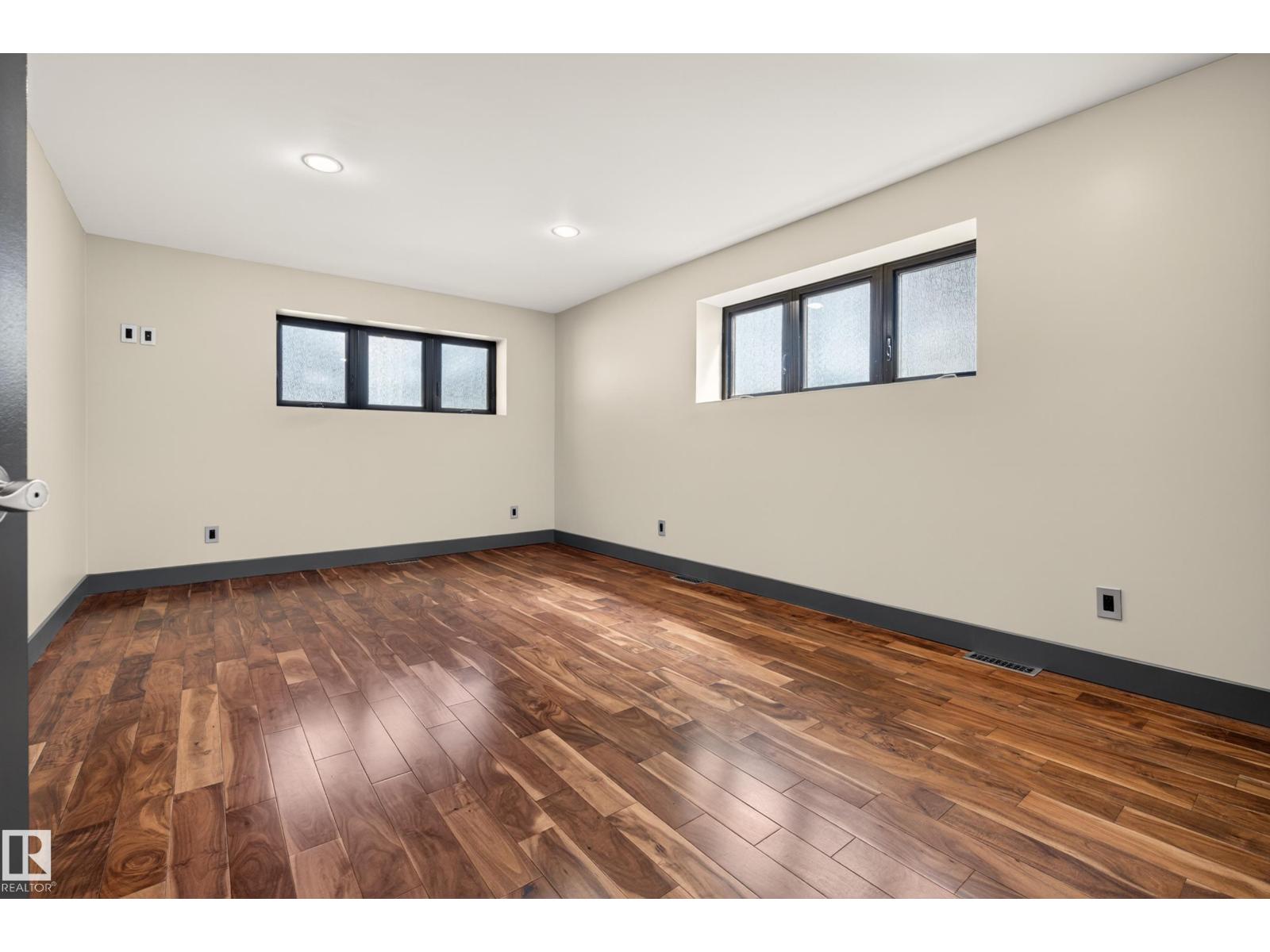 11908 41A AV NW - 49