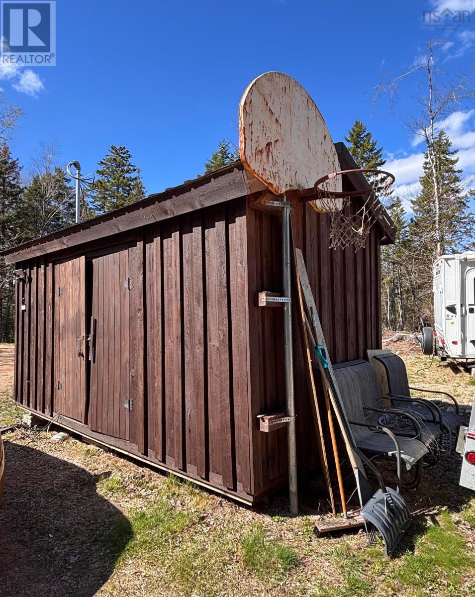 210 Poplar Drive - 22