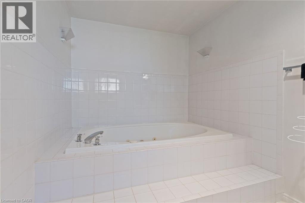 2 HAMPTON Court, Port Dover, Ontario, N0A1N4 — Photo 22