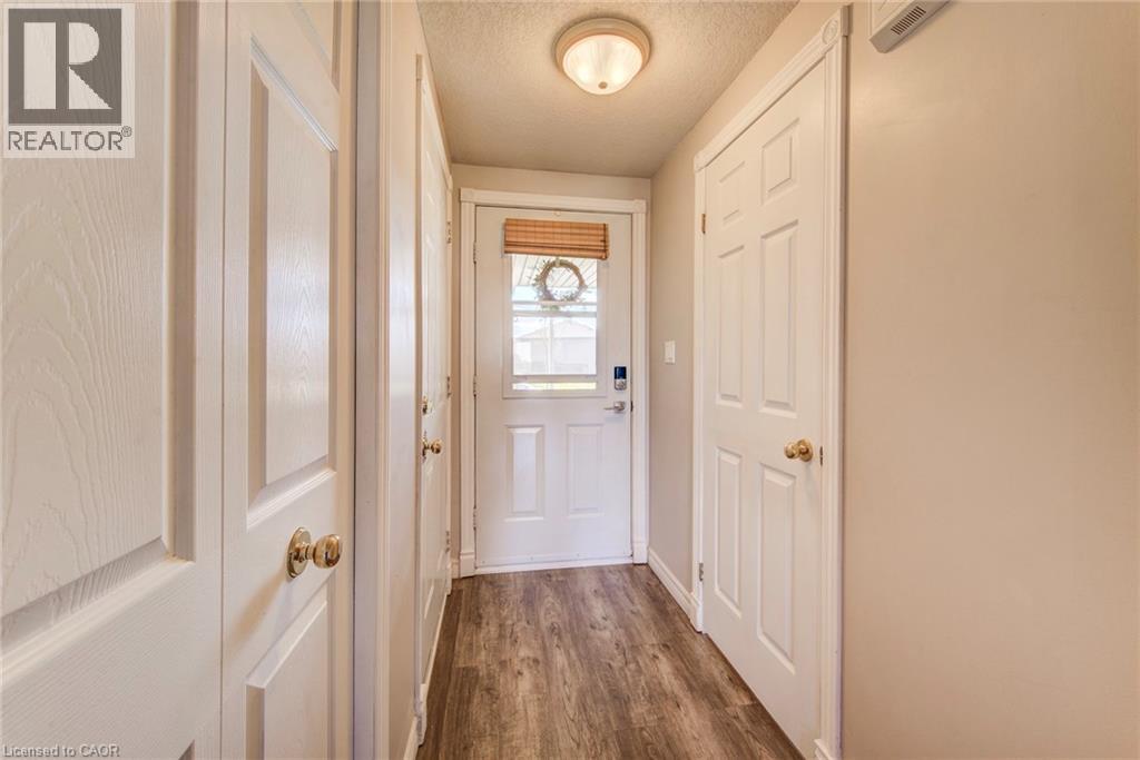 31 RED CLOVER Crescent, Kitchener, Ontario, N2E4G8 — Photo 17