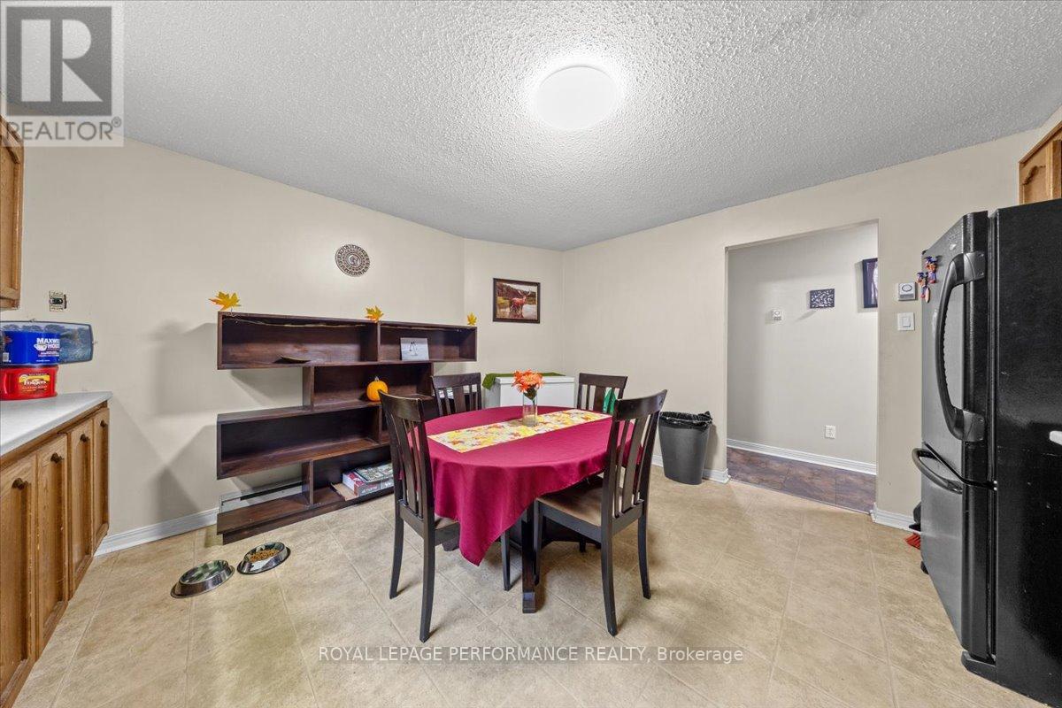 1702 RUSSELL ROAD - 16