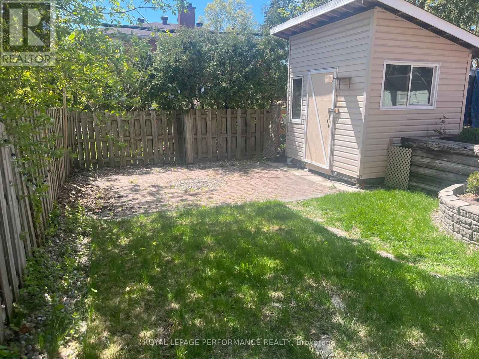 1702 RUSSELL ROAD - 25