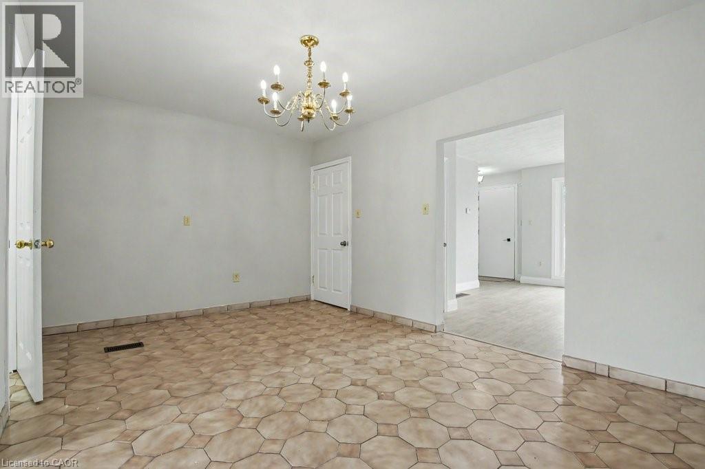 273 ELLIOTT Street, Cambridge, Ontario, N1R2L6 — Photo 16