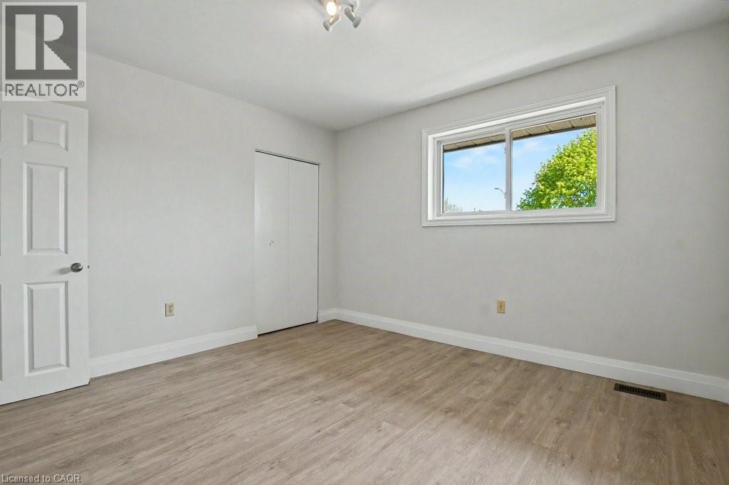 273 ELLIOTT Street, Cambridge, Ontario, N1R2L6 — Photo 19