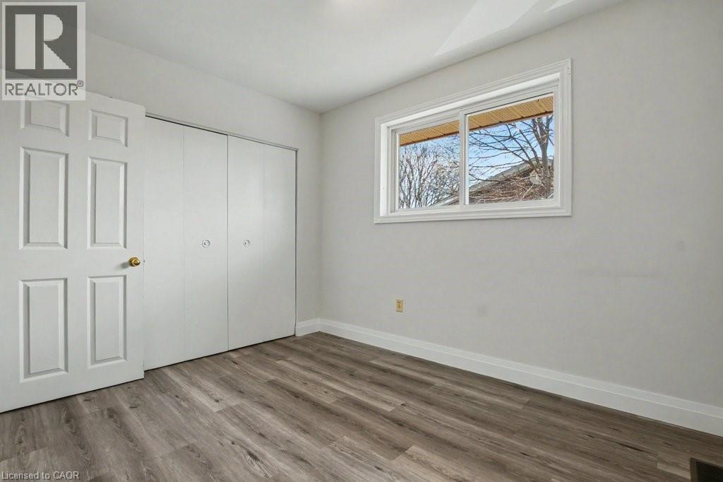 273 ELLIOTT Street, Cambridge, Ontario, N1R2L6 — Photo 9